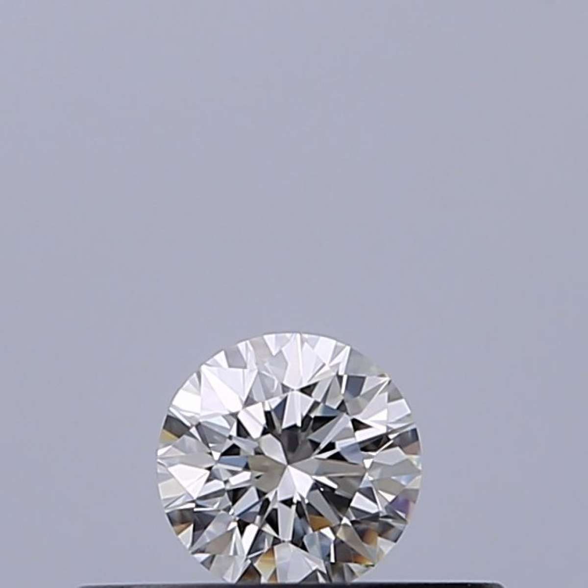 Certified Diamond IGI Carats 0.18 Color G Clarity VVS1  EX  EX  EX Fluorescence NON Brown No Milky No EyeClean 100%