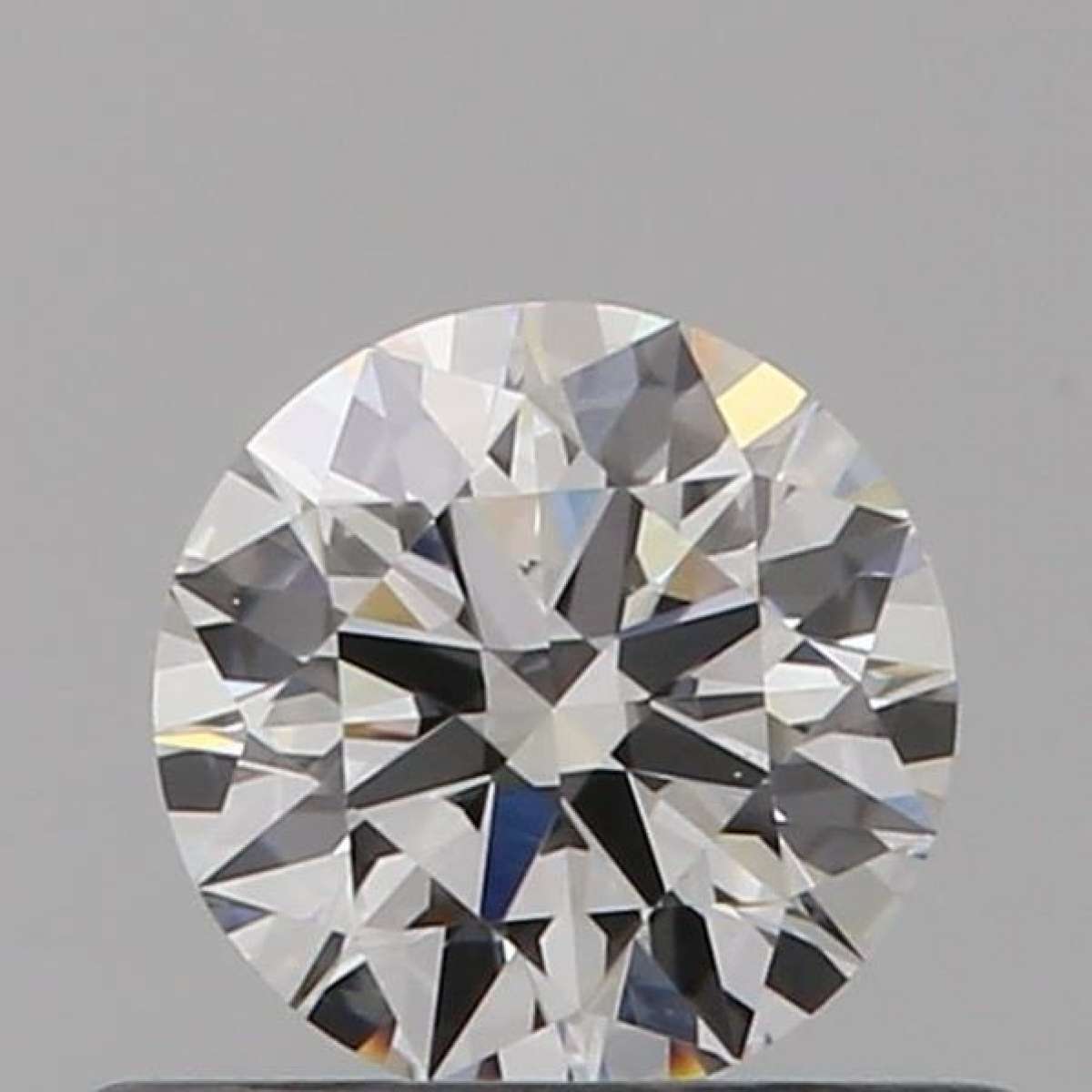 Certified Diamond IGI Carats 0.4 Color E Clarity VS2  EX  EX  EX Fluorescence FNT Brown No Green No Milky No EyeClean 100%