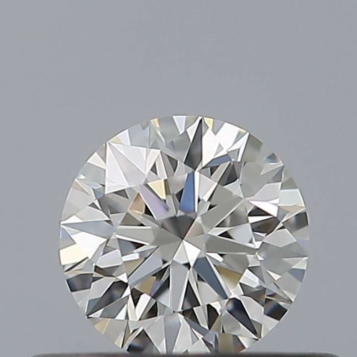 Certified Diamond GIA Carats 0.32 Color E Clarity VVS2 EX EX EX Fluorescence NON Brown No Green No Milky No EyeClean 100% Certified Diamond GIA Carats 0.32 Color E Clarity VVS2 EX EX EX Fluorescence NON Brown No Green No Milky No EyeClean 100%