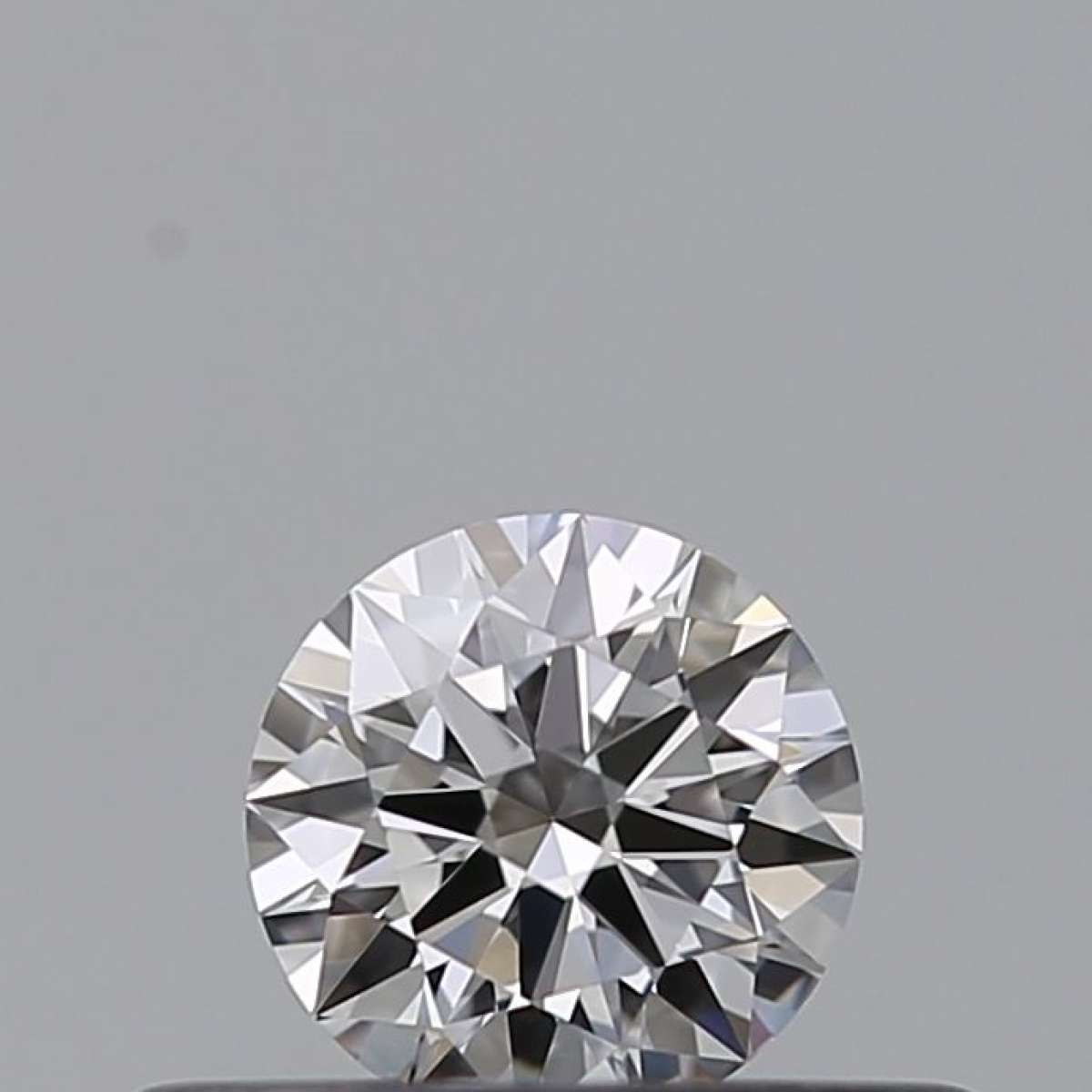 Certified Diamond GIA Carats 0.25 Color E Clarity VVS1 EX EX EX Fluorescence NON Brown No Green No Milky No EyeClean 100% Certified Diamond GIA Carats 0.25 Color E Clarity VVS1 EX EX EX Fluorescence NON Brown No Green No Milky No EyeClean 100%