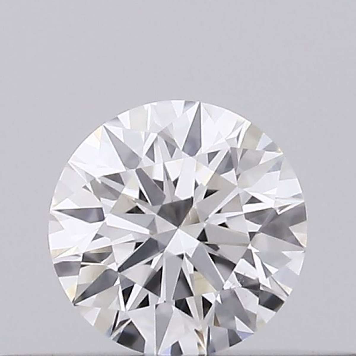 Diamante Certificato GIA Carati 0.18 Colore E Purezza SI1 EX EX EX Fluorescenza FNT Brown No Green No Milky No EyeClean 100% Diamante Certificato GIA Carati 0.18 Colore E Purezza SI1 EX EX EX Fluorescenza FNT Brown No Green No Milky No EyeClean 100%