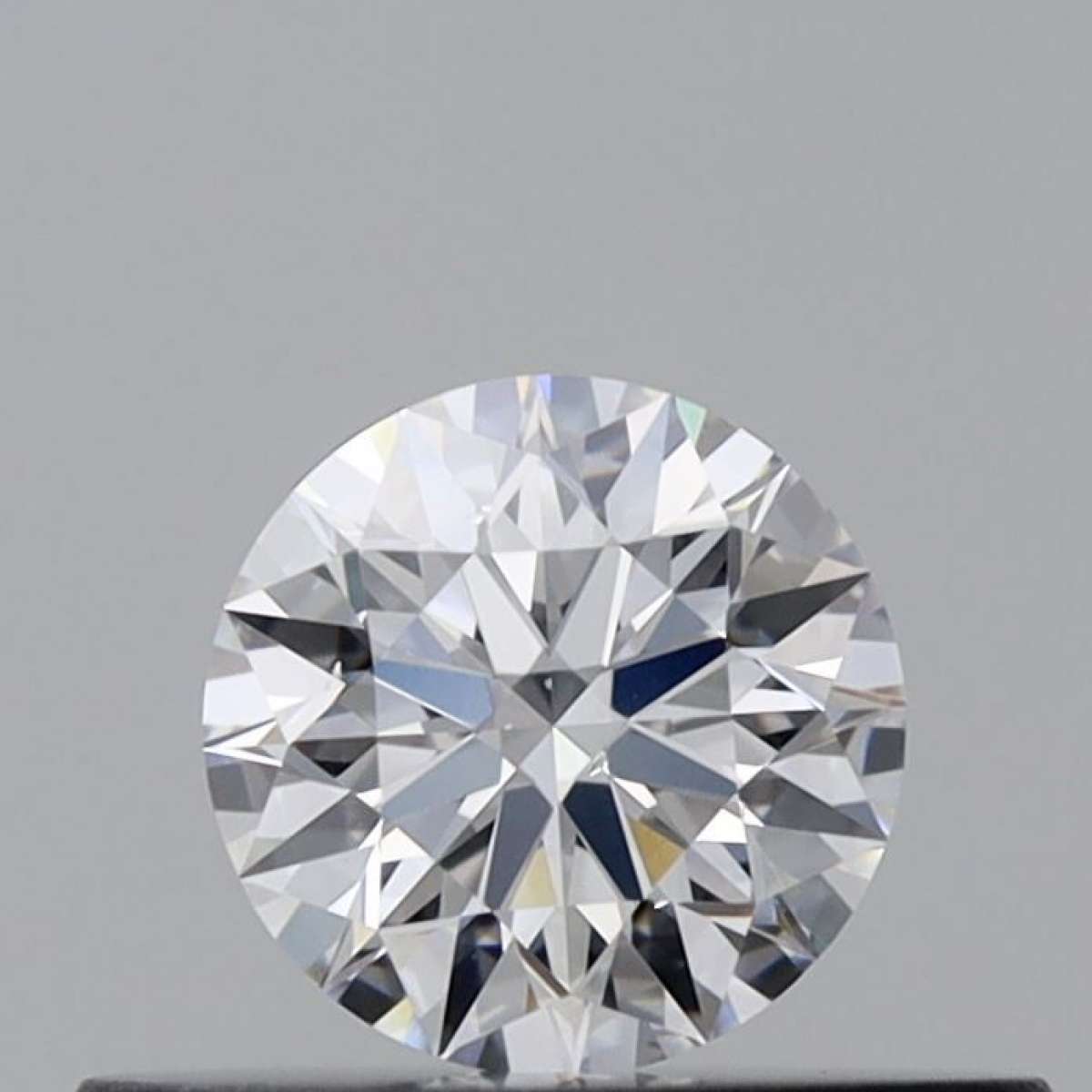 Certified Diamond GIA Carats 0.3 Color D Clarity VS2 EX EX EX Fluorescence NON Brown No Green No Milky No EyeClean 100% Certified Diamond GIA Carats 0.3 Color D Clarity VS2 EX EX EX Fluorescence NON Brown No Green No Milky No EyeClean 100%