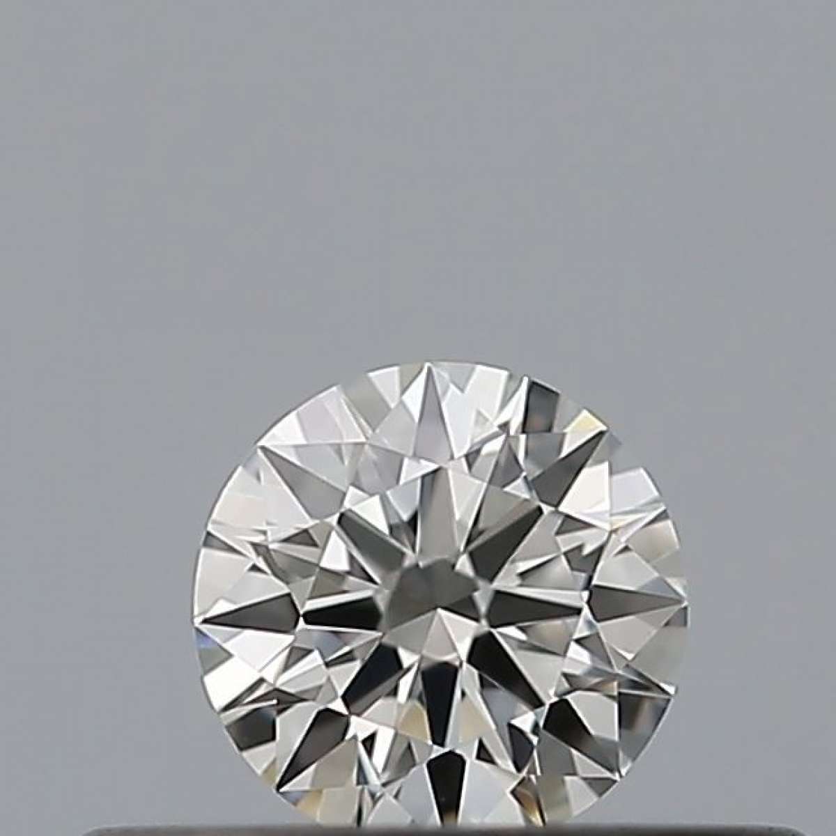 Diamante Certificato GIA Carati 0.18 Colore G Purezza VVS1 EX EX EX Fluorescenza NON Brown No Milky No EyeClean 100% Diamante Certificato GIA Carati 0.18 Colore G Purezza VVS1 EX EX EX Fluorescenza NON Brown No Milky No EyeClean 100%