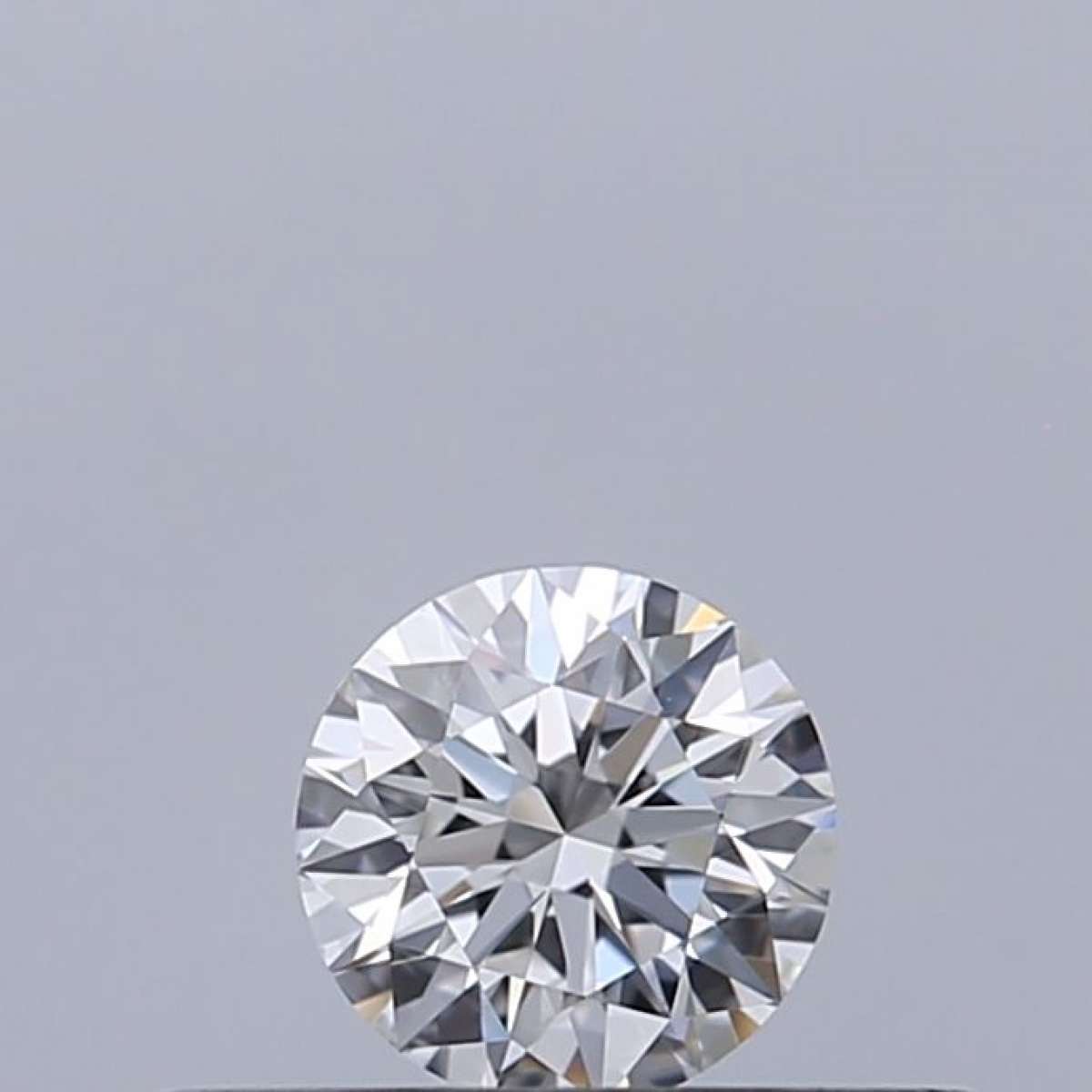 Diamante Certificato GIA Carati 0.22 Colore D Purezza VVS1  EX  EX  EX Fluorescenza NON Brown No Green No Milky No EyeClean 100%