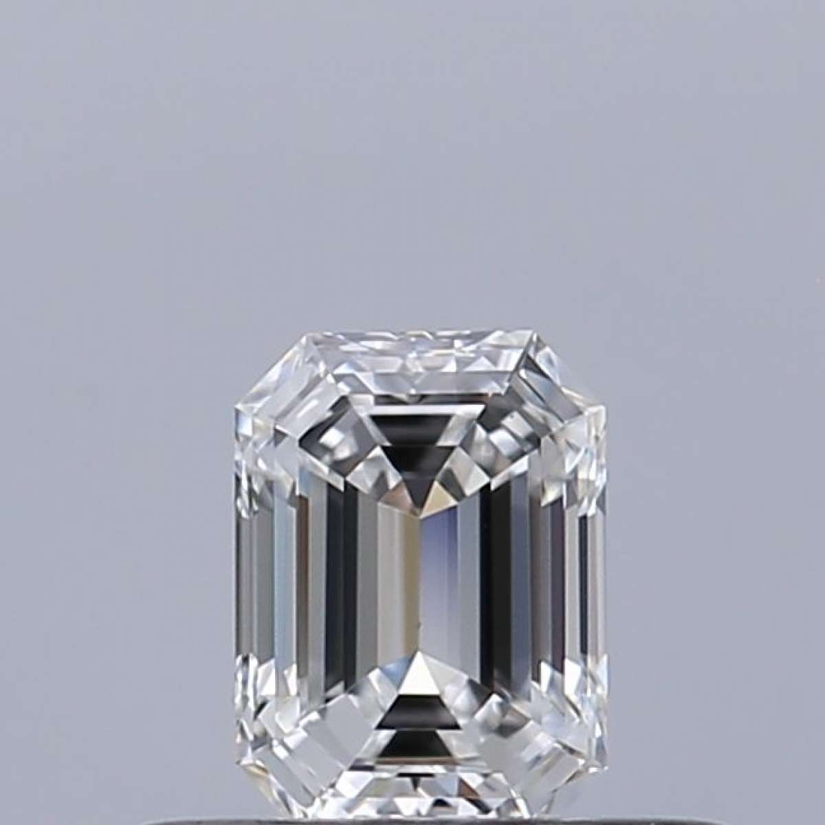Certified Diamond GIA Carats 0.3 Color E Clarity VVS2  -  EX  VG Fluorescence NON Brown No Green No Milky No EyeClean 100%