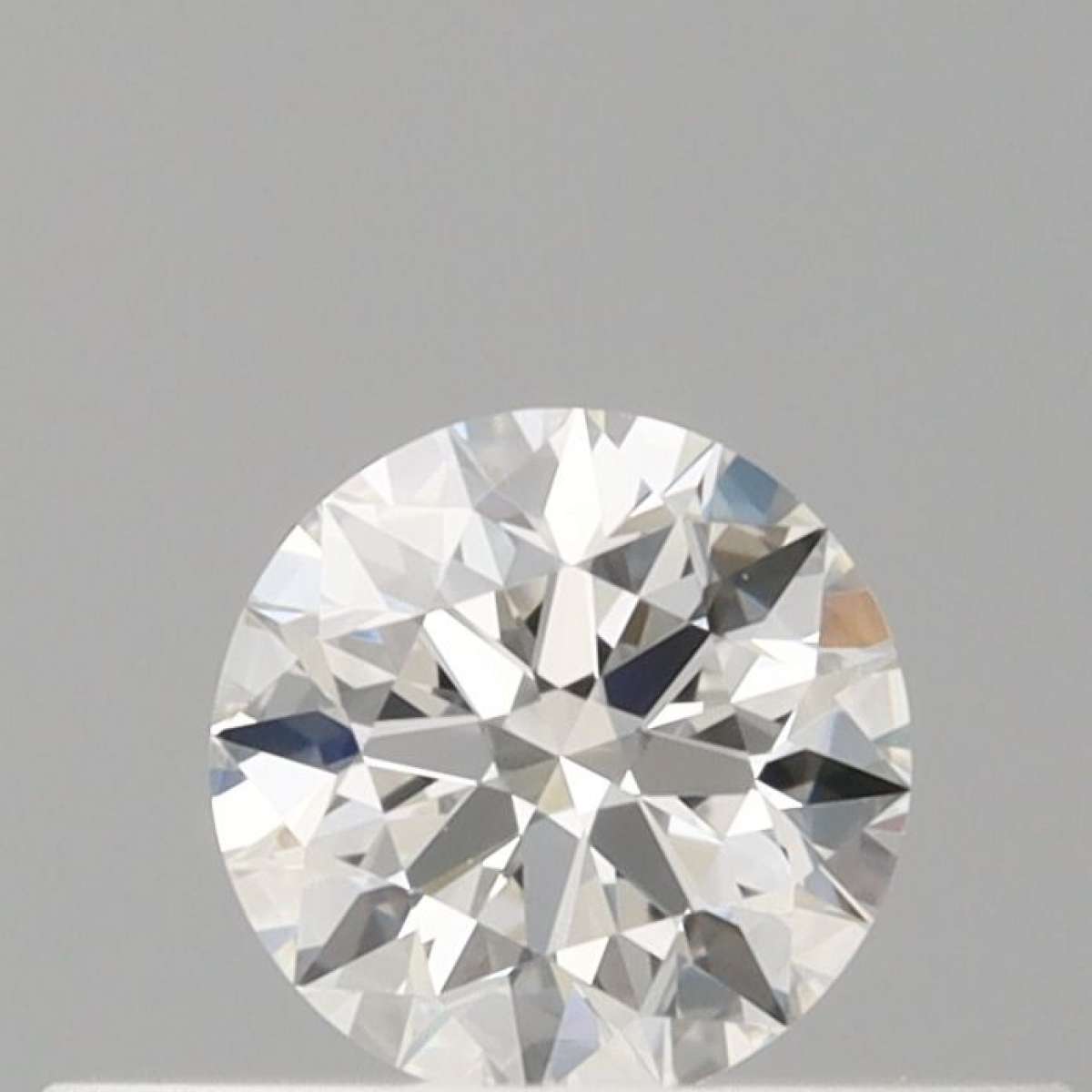 Diamante Certificato GIA Carati 0.25 Colore F Purezza VVS1 EX EX EX Fluorescenza NON Brown No Green No Milky No EyeClean 100% Diamante Certificato GIA Carati 0.25 Colore F Purezza VVS1 EX EX EX Fluorescenza NON Brown No Green No Milky No EyeClean 100%