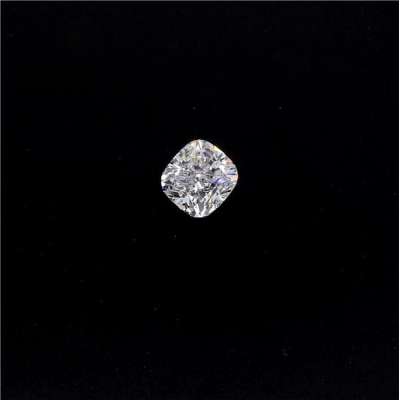 Diamante Certificato GIA Carati 0.9 Colore G Purezza SI2 - EX VG Fluorescenza MED Brown No Green No Milky No EyeClean 100% Diamante Certificato GIA Carati 0.9 Colore G Purezza SI2 - EX VG Fluorescenza MED Brown No Green No Milky No EyeClean 100%