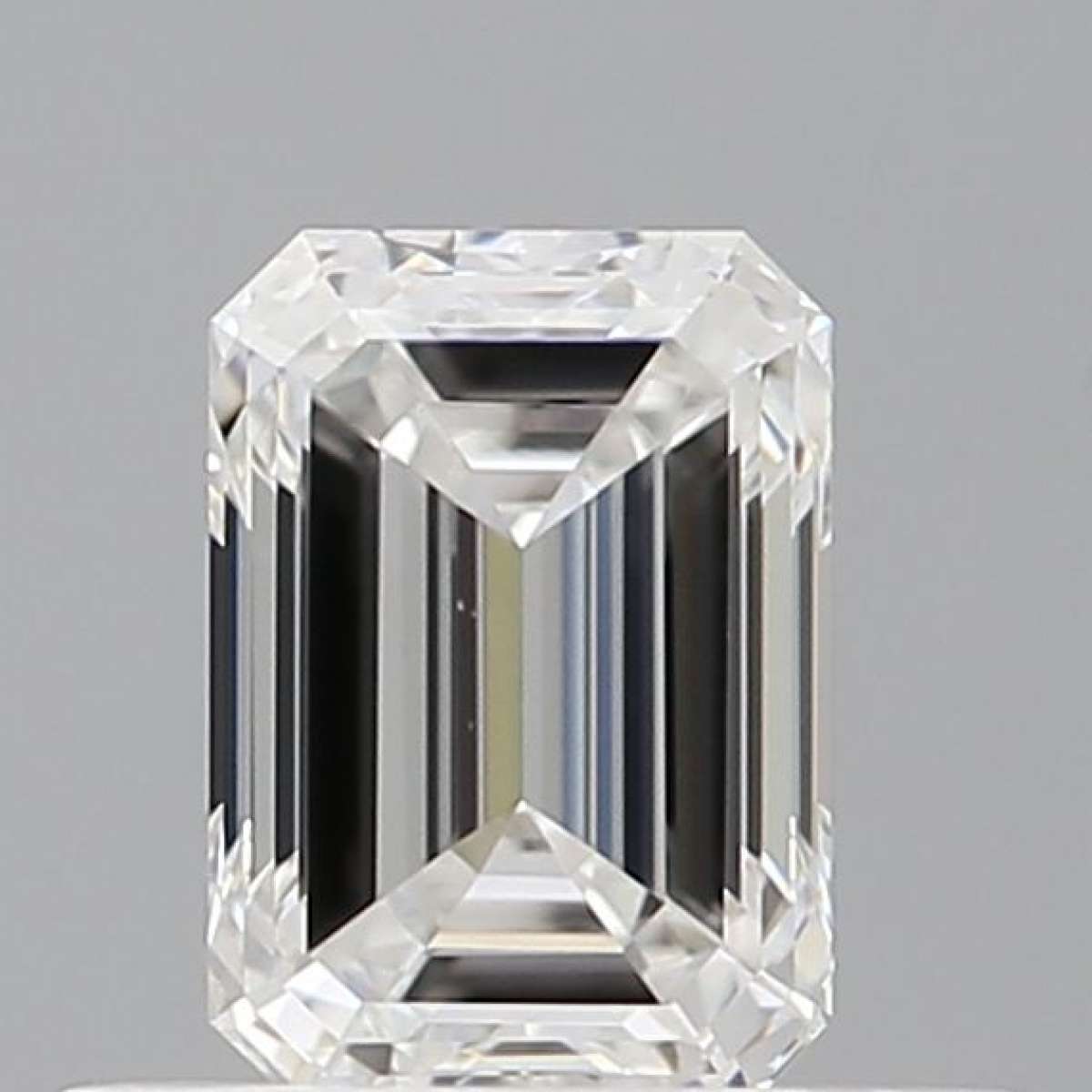 Diamante Certificato GIA Carati 0.5 Colore E Purezza IF - EX VG Fluorescenza NON Brown No Green No Milky No EyeClean 100% Diamante Certificato GIA Carati 0.5 Colore E Purezza IF - EX VG Fluorescenza NON Brown No Green No Milky No EyeClean 100%