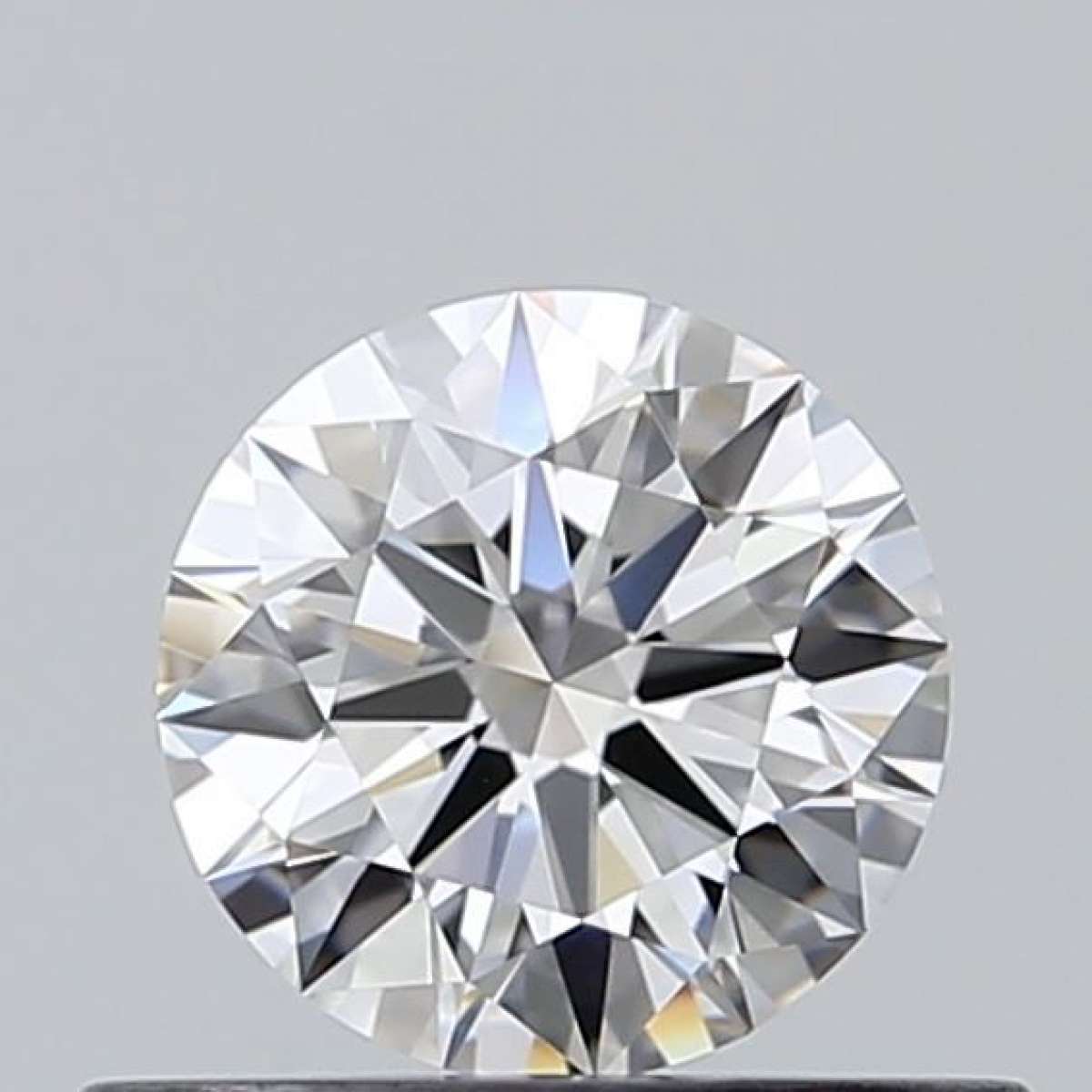 Diamante Certificato GIA Carati 0.44 Colore D Purezza VVS1 EX EX VG Fluorescenza FNT Brown No Green No Milky No EyeClean 100% Diamante Certificato GIA Carati 0.44 Colore D Purezza VVS1 EX EX VG Fluorescenza FNT Brown No Green No Milky No EyeClean 100%