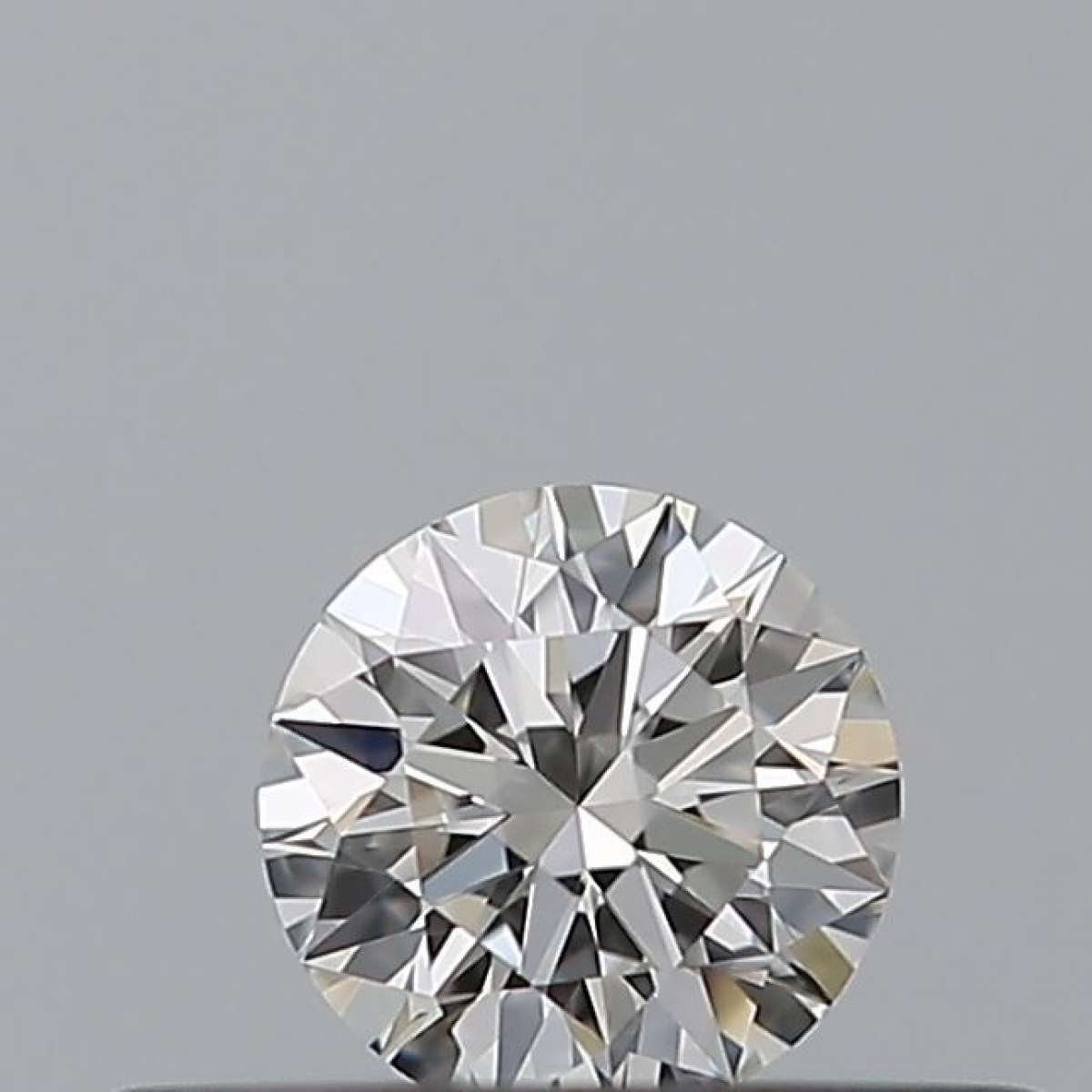 Diamante Certificato GIA Carati 0.18 Colore F Purezza VS2  EX  EX  EX Fluorescenza NON Brown No Milky No EyeClean 100%