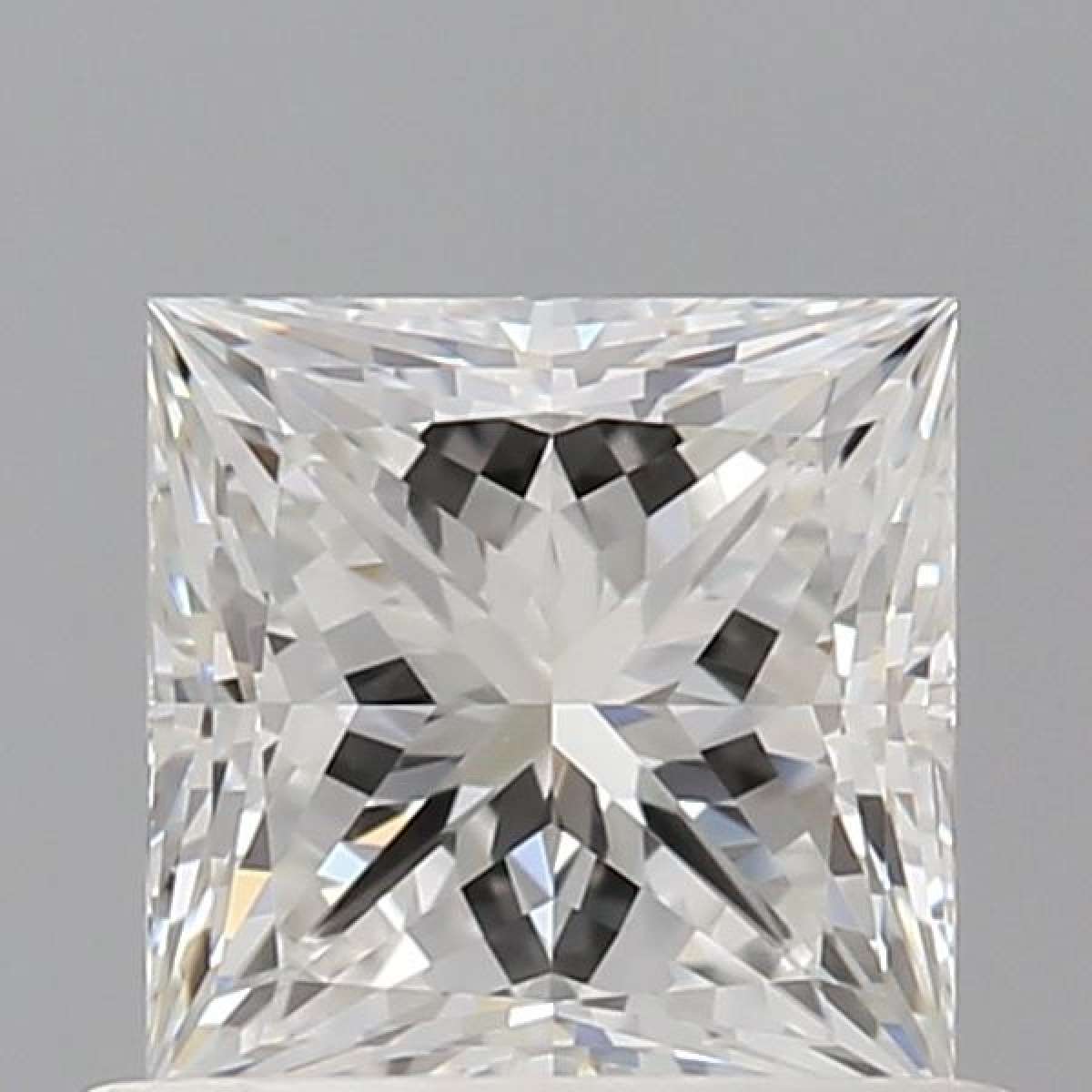 Diamante Certificato GIA Carati 0.77 Colore H Purezza VVS1  -  EX  EX Fluorescenza NON Brown No Green No Milky No EyeClean 100%
