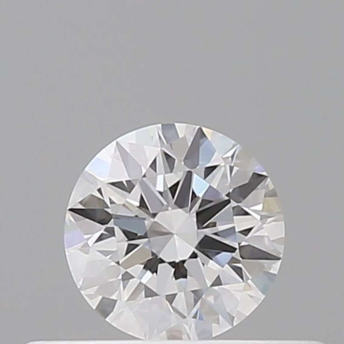 Diamante Certificato GIA Carati 0.24 Colore D Purezza VVS1 EX EX EX Fluorescenza NON Brown No Green No Milky No EyeClean 100% Diamante Certificato GIA Carati 0.24 Colore D Purezza VVS1 EX EX EX Fluorescenza NON Brown No Green No Milky No EyeClean 100%