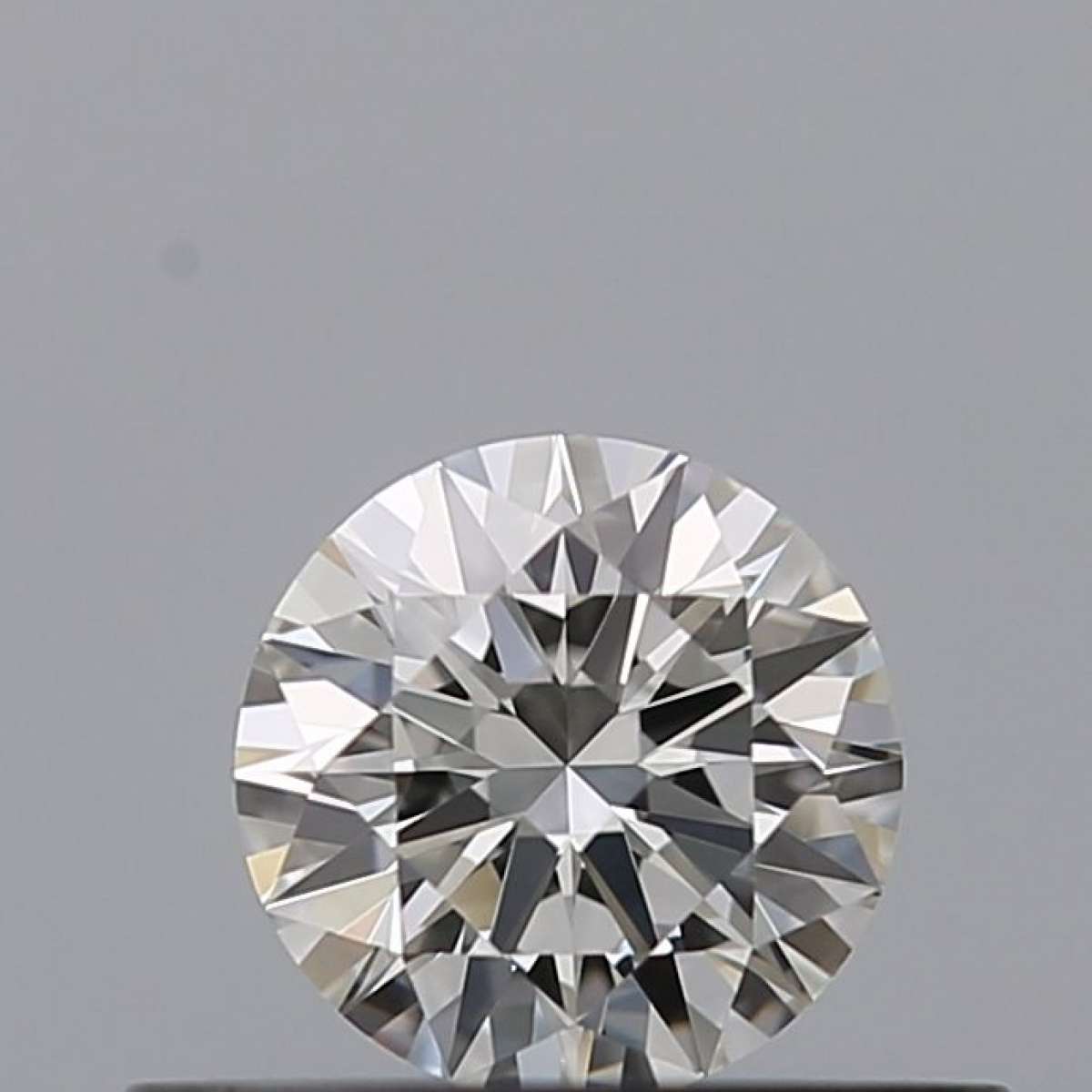 Diamante Certificato GIA Carati 0.32 Colore G Purezza VVS1  EX  EX  EX Fluorescenza NON Brown No Milky No EyeClean 100%