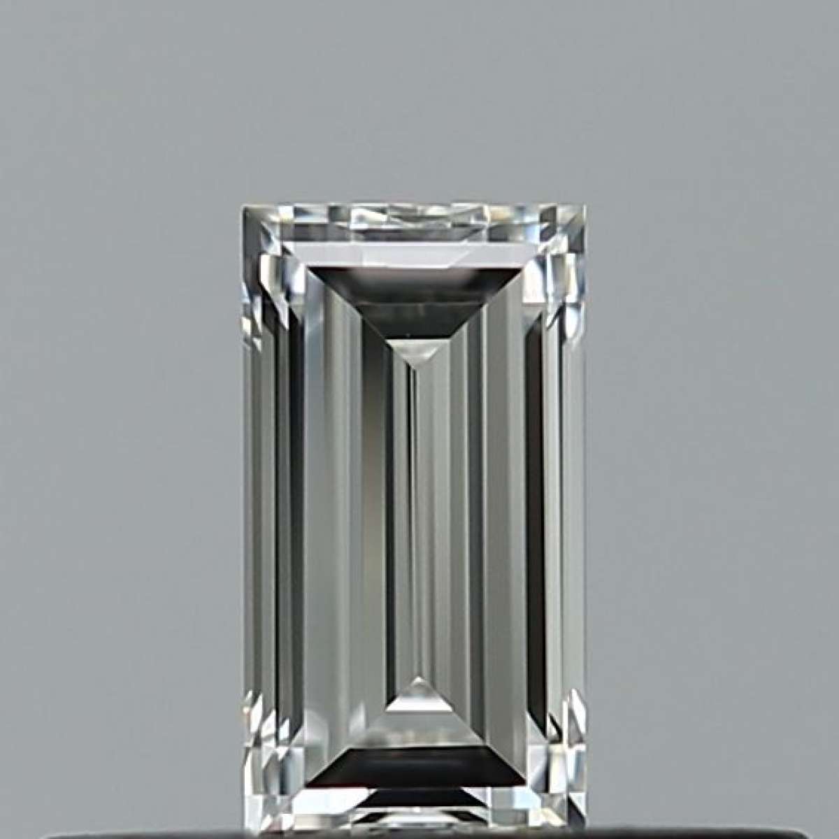 Diamante Certificato GIA Carati 0.26 Colore F Purezza VVS2  -  EX  EX Fluorescenza NON Brown No Milky No EyeClean 100%