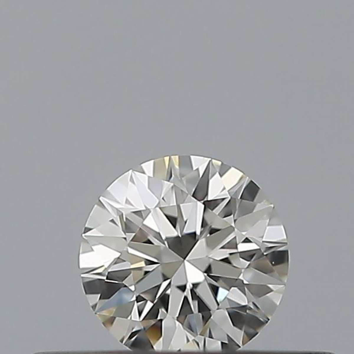Certified Diamond IGI Carats 0.18 Color G Clarity VVS1  EX  EX  EX Fluorescence NON Brown No Milky No EyeClean 100%