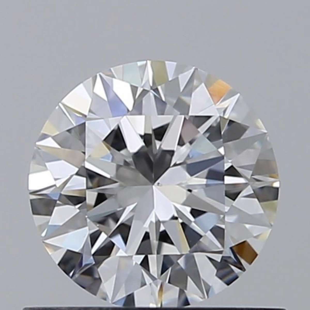 Certified Diamond GIA Carats 0.62 Color E Clarity VS1 EX EX EX Fluorescence NON Brown No Green No Milky No EyeClean 100% Certified Diamond GIA Carats 0.62 Color E Clarity VS1 EX EX EX Fluorescence NON Brown No Green No Milky No EyeClean 100%