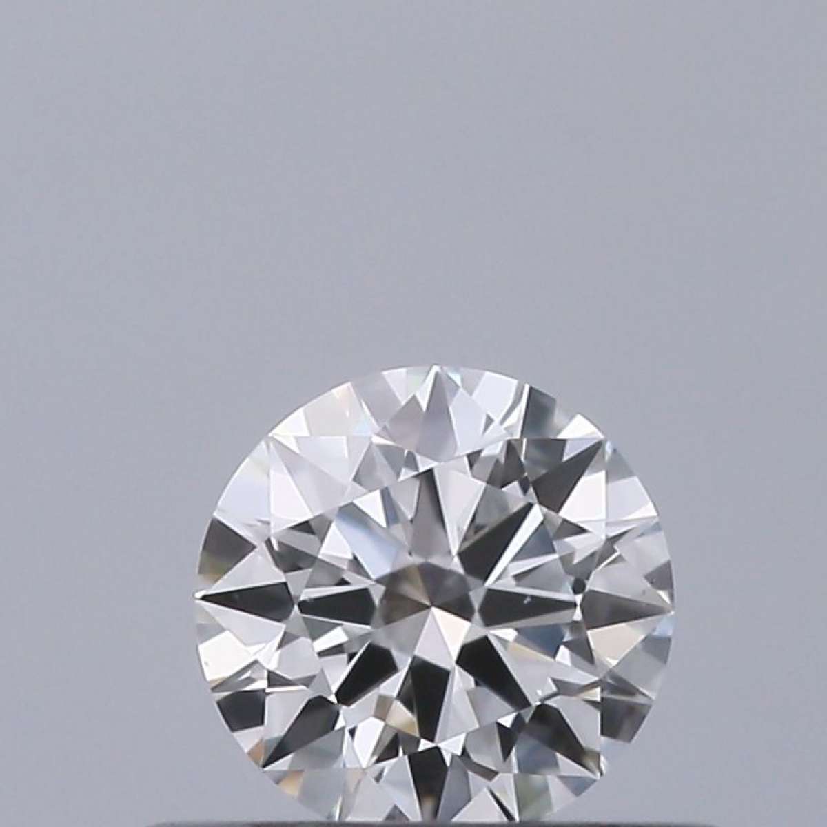 Diamante Certificato GIA Carati 0.31 Colore E Purezza VS2 EX EX EX Fluorescenza NON Brown No Green No Milky No EyeClean 100% Diamante Certificato GIA Carati 0.31 Colore E Purezza VS2 EX EX EX Fluorescenza NON Brown No Green No Milky No EyeClean 100%
