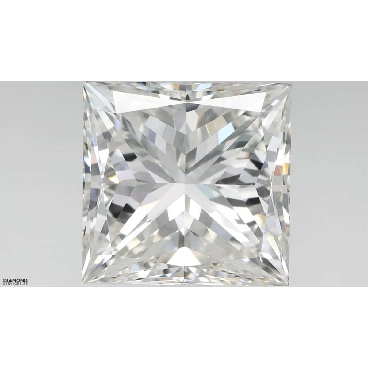 Certified Diamond IGI Carats 1.96 Color F Clarity VS1 - VG VG Fluorescence NON Brown No Green No Milky No EyeClean 100% Certified Diamond IGI Carats 1.96 Color F Clarity VS1 - VG VG Fluorescence NON Brown No Green No Milky No EyeClean 100%