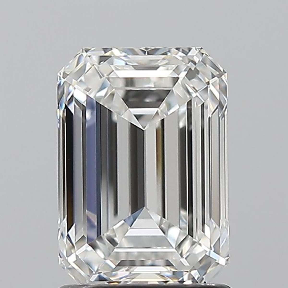 Certified Diamond GIA Carats 1.7 Color G Clarity IF - EX EX Fluorescence FNT Brown No Green No Milky No EyeClean 100% Certified Diamond GIA Carats 1.7 Color G Clarity IF - EX EX Fluorescence FNT Brown No Green No Milky No EyeClean 100%