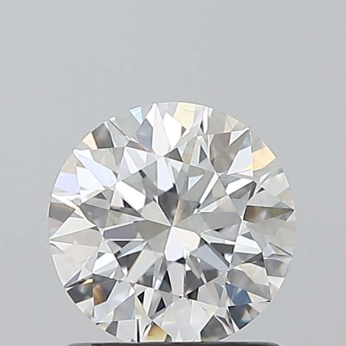 Certified Diamond GIA Carats 1.0 Color E Clarity VS1 EX EX EX Fluorescence MED Brown No Green No Milky No EyeClean 100% Certified Diamond GIA Carats 1.0 Color E Clarity VS1 EX EX EX Fluorescence MED Brown No Green No Milky No EyeClean 100%