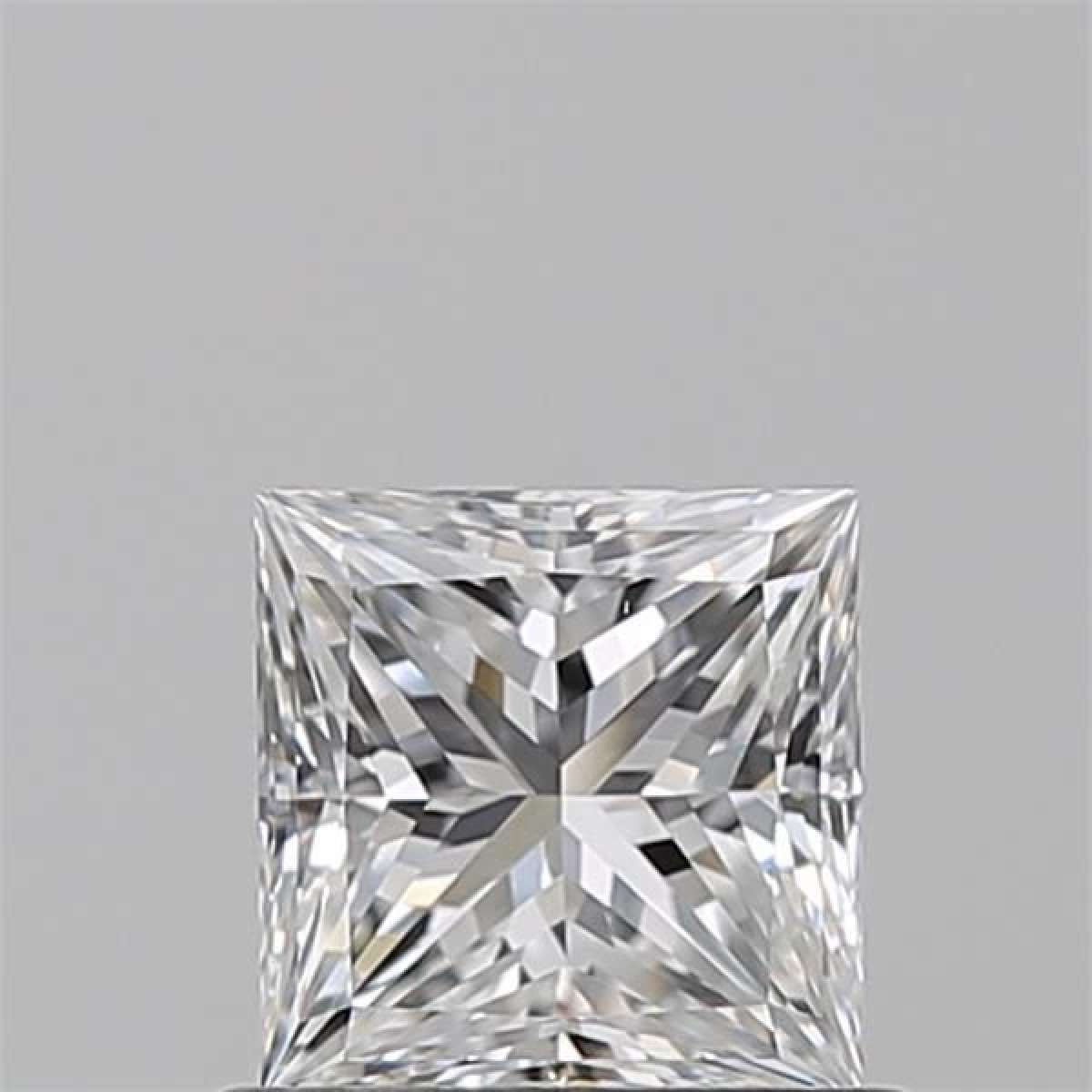 Diamante Certificato GIA Carati 0.74 Colore E Purezza VS1  -  EX  VG Fluorescenza NON Brown No Green No Milky No EyeClean 100%