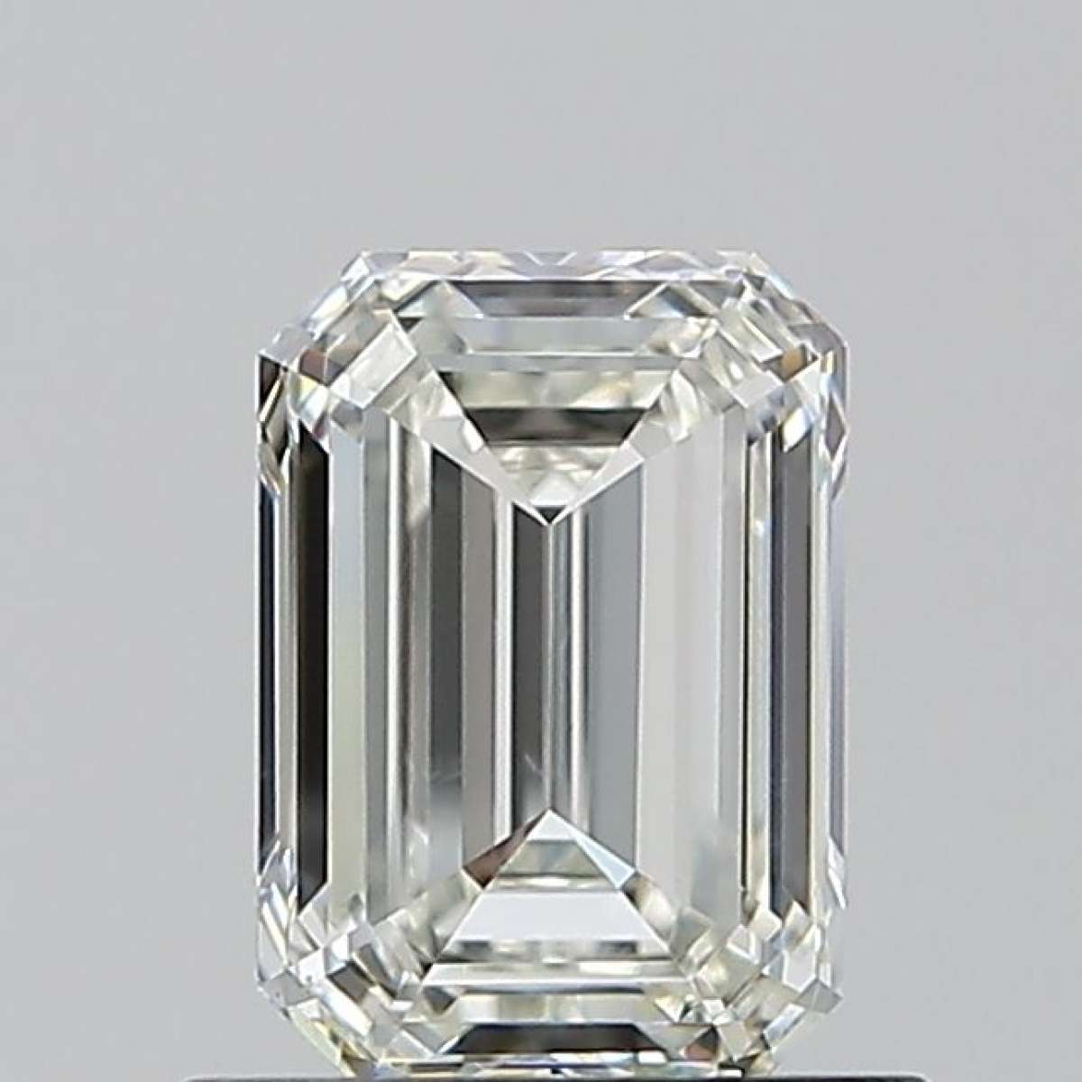 Certified Diamond GIA Carats 0.9 Color H Clarity VS2 - EX VG Fluorescence NON Brown No Green No Milky No EyeClean 100% Certified Diamond GIA Carats 0.9 Color H Clarity VS2 - EX VG Fluorescence NON Brown No Green No Milky No EyeClean 100%