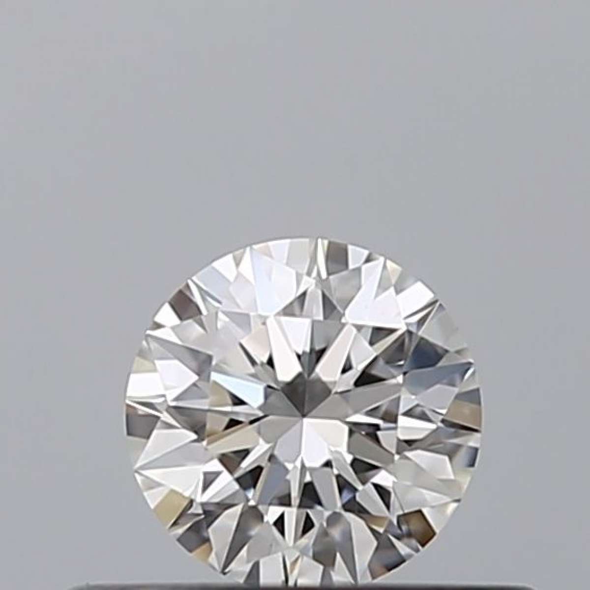 Certified Diamond GIA Carats 0.25 Color E Clarity VVS2 EX EX EX Fluorescence NON Brown No Green No Milky No EyeClean 100% Certified Diamond GIA Carats 0.25 Color E Clarity VVS2 EX EX EX Fluorescence NON Brown No Green No Milky No EyeClean 100%