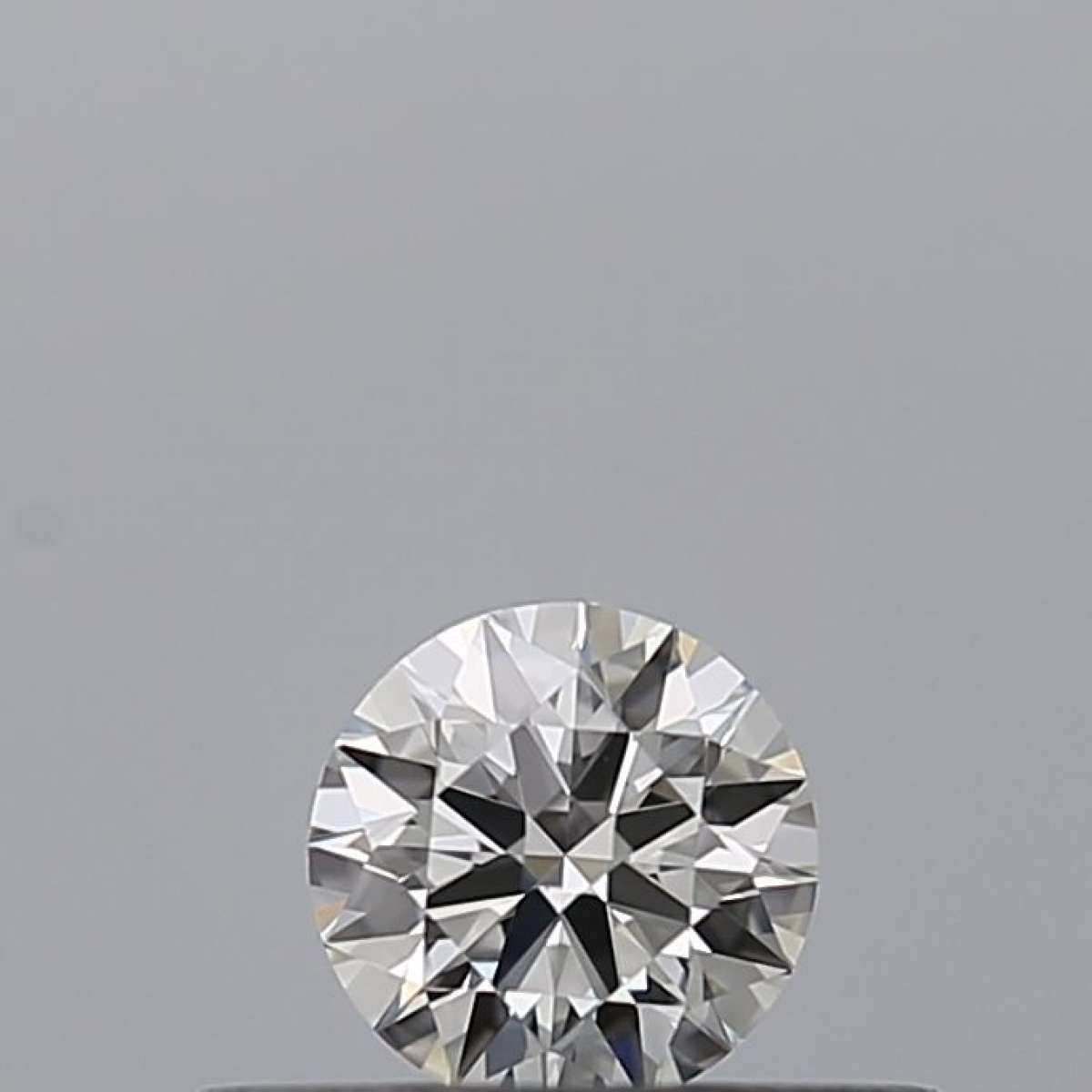 Diamante Certificato GIA Carati 0.18 Colore G Purezza VVS2  EX  EX  EX Fluorescenza NON Brown No Milky No EyeClean 100%