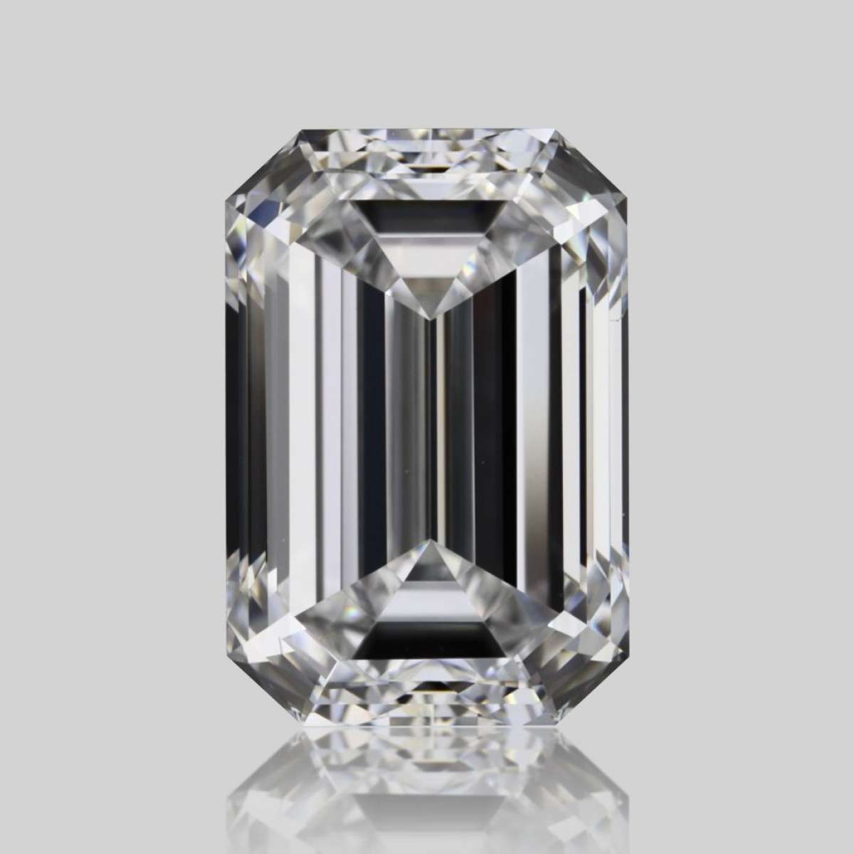 Certified Diamond GIA Carats 1.05 Color E Clarity VVS2 - EX VG Fluorescence MED Brown No Green No Milky No EyeClean 100% Certified Diamond GIA Carats 1.05 Color E Clarity VVS2 - EX VG Fluorescence MED Brown No Green No Milky No EyeClean 100%