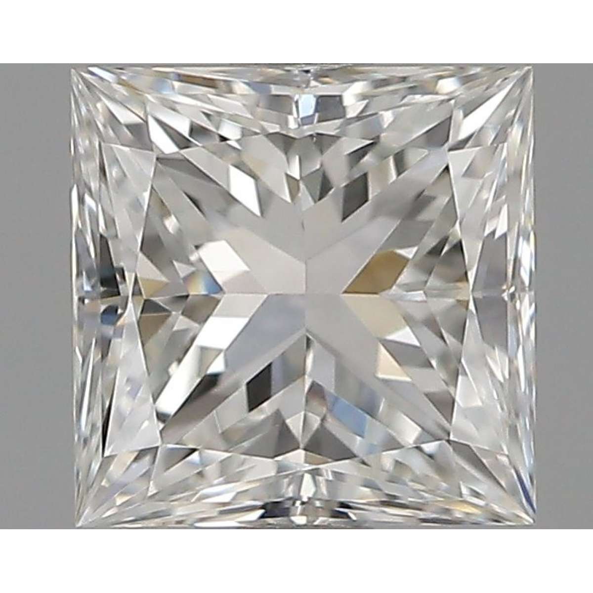 Certified Diamond GIA Carats 0.7 Color G Clarity VS2  -  VG  VG Fluorescence NON Brown No Green No Milky No EyeClean 100%