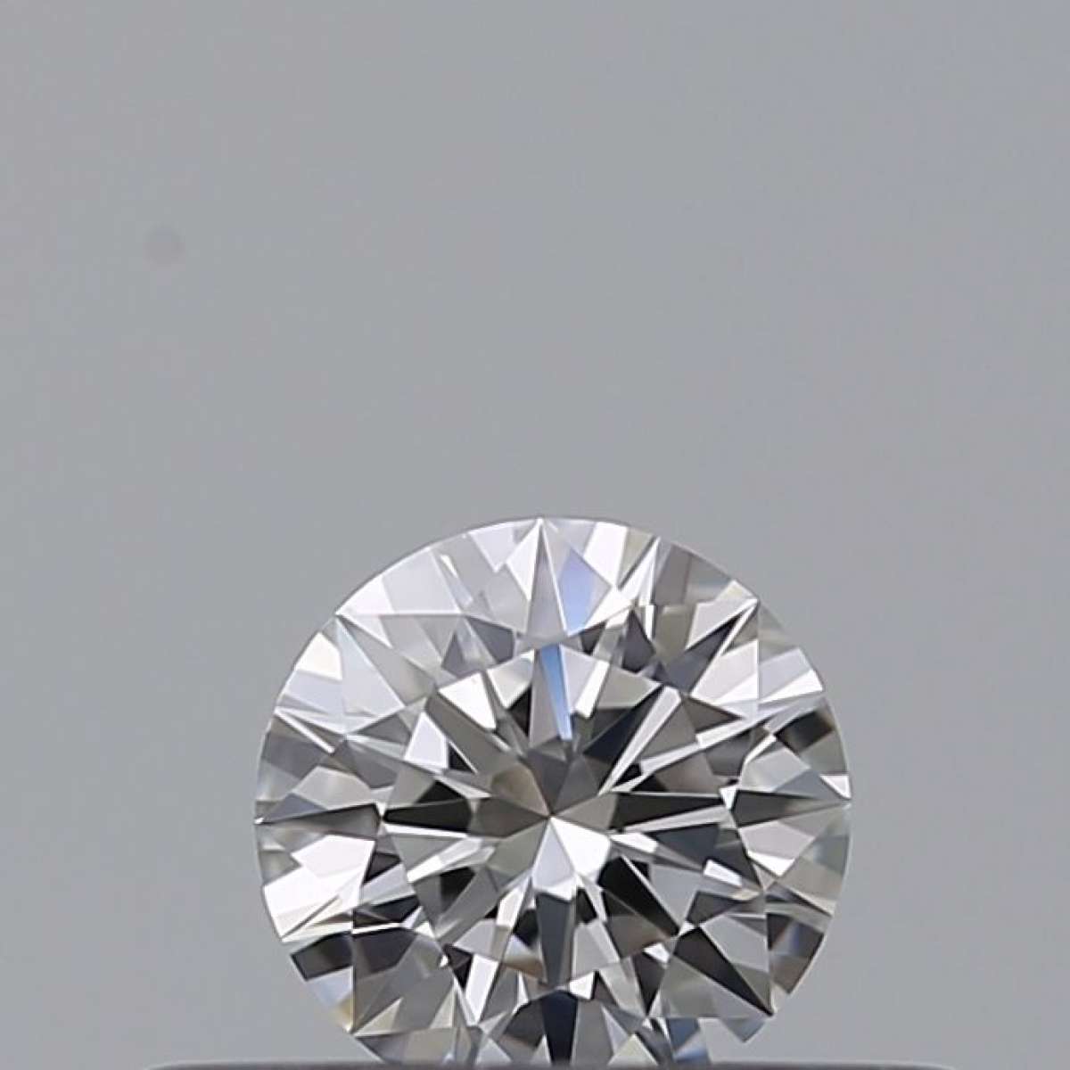 Diamante Certificato GIA Carati 0.23 Colore E Purezza VVS1 EX EX EX Fluorescenza NON Brown No Green No Milky No EyeClean 100% Diamante Certificato GIA Carati 0.23 Colore E Purezza VVS1 EX EX EX Fluorescenza NON Brown No Green No Milky No EyeClean 100%