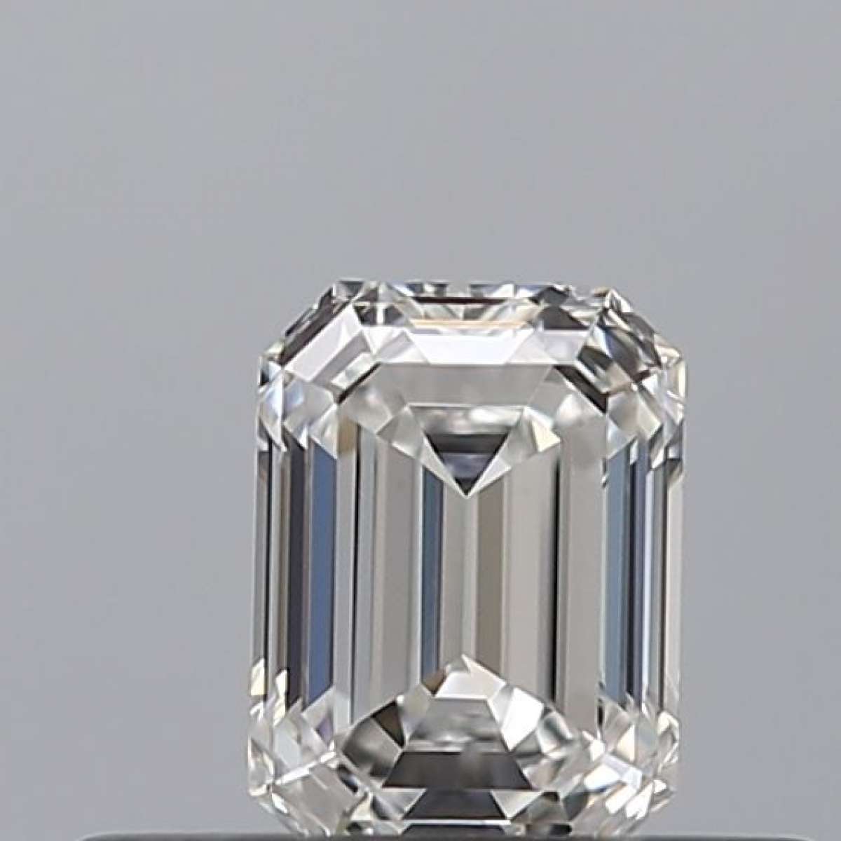 Certified Diamond GIA Carats 0.34 Color F Clarity VS1 - EX VG Fluorescence NON Brown No Milky No EyeClean 100% Certified Diamond GIA Carats 0.34 Color F Clarity VS1 - EX VG Fluorescence NON Brown No Milky No EyeClean 100%