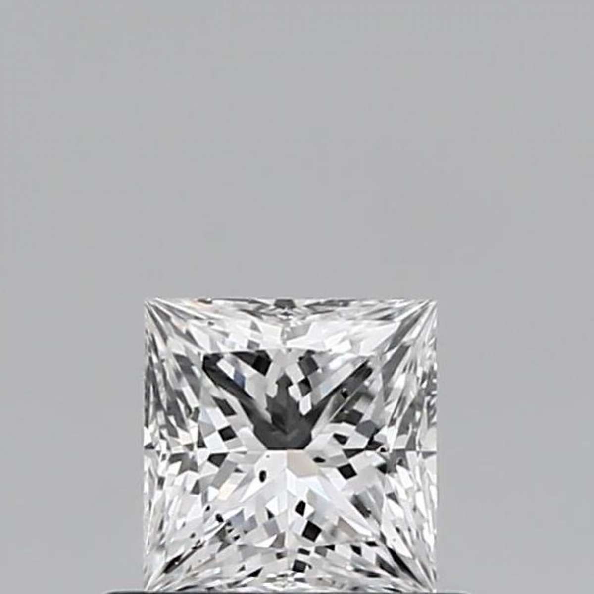 Certified Diamond GIA Carats 0.45 Color E Clarity SI2  -  EX  VG Fluorescence NON Brown No Green No Milky No EyeClean 100%