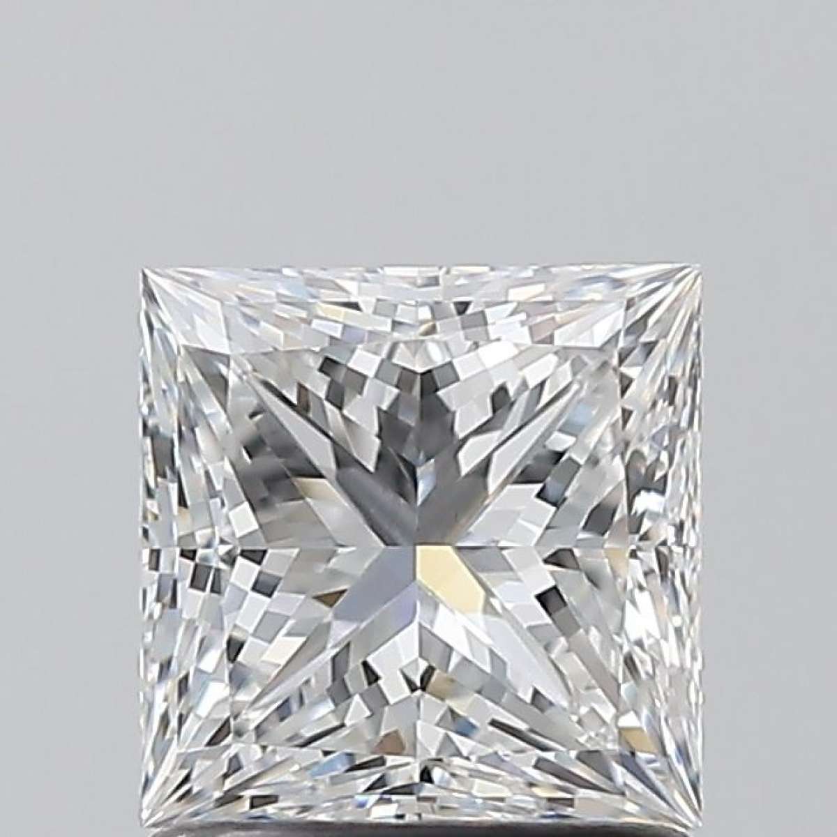 Certified Diamond GIA Carats 1.2 Color E Clarity VVS2 - EX VG Fluorescence NON Brown No Green No Milky No EyeClean 100% Certified Diamond GIA Carats 1.2 Color E Clarity VVS2 - EX VG Fluorescence NON Brown No Green No Milky No EyeClean 100%