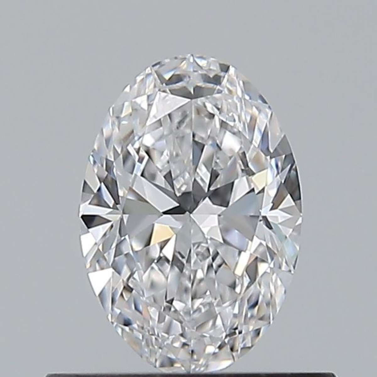 Diamante Certificato GIA Carati 0.5 Colore D Purezza VVS1  -  EX  VG Fluorescenza NON Brown No Green No Milky No EyeClean 100%