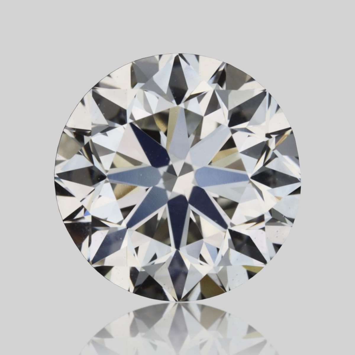 Certified Diamond HRD Carats 1.0 Color G Clarity VVS2  VG  EX  VG Fluorescence NON Brown No Green No Milky No EyeClean 100%