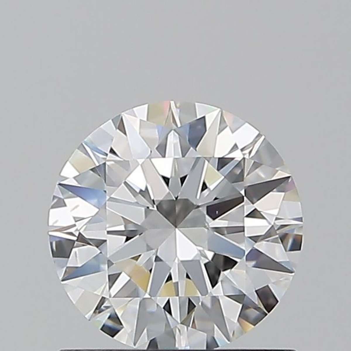 Certified Diamond GIA Carats 0.9 Color E Clarity VS2 EX EX EX Fluorescence NON Brown No Green No Milky No EyeClean 100% Certified Diamond GIA Carats 0.9 Color E Clarity VS2 EX EX EX Fluorescence NON Brown No Green No Milky No EyeClean 100%