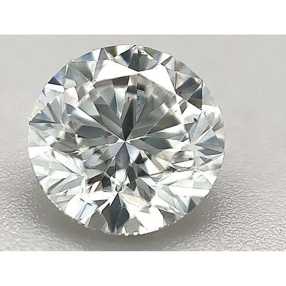 Diamante Certificato GIA Carati 1.53 Colore F Purezza VS2 VG EX VG Fluorescenza NON Brown No Green No Milky No EyeClean 100% Diamante Certificato GIA Carati 1.53 Colore F Purezza VS2 VG EX VG Fluorescenza NON Brown No Green No Milky No EyeClean 100%