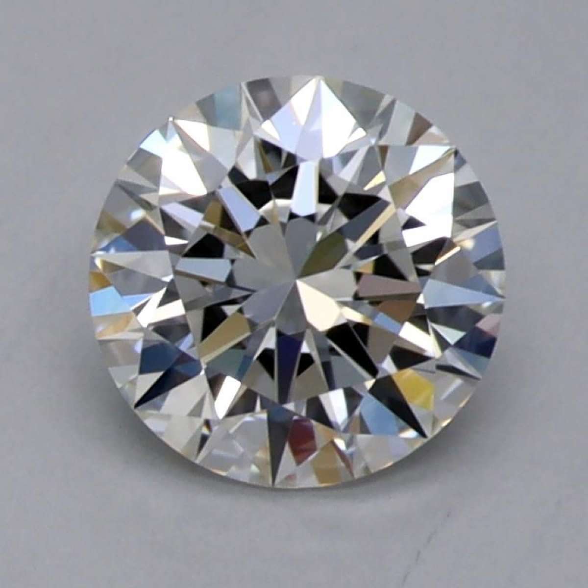 Diamante Certificato GIA Carati 0.36 Colore G Purezza VS1 EX EX EX Fluorescenza NON Brown No Green No Milky No EyeClean 100% Diamante Certificato GIA Carati 0.36 Colore G Purezza VS1 EX EX EX Fluorescenza NON Brown No Green No Milky No EyeClean 100%