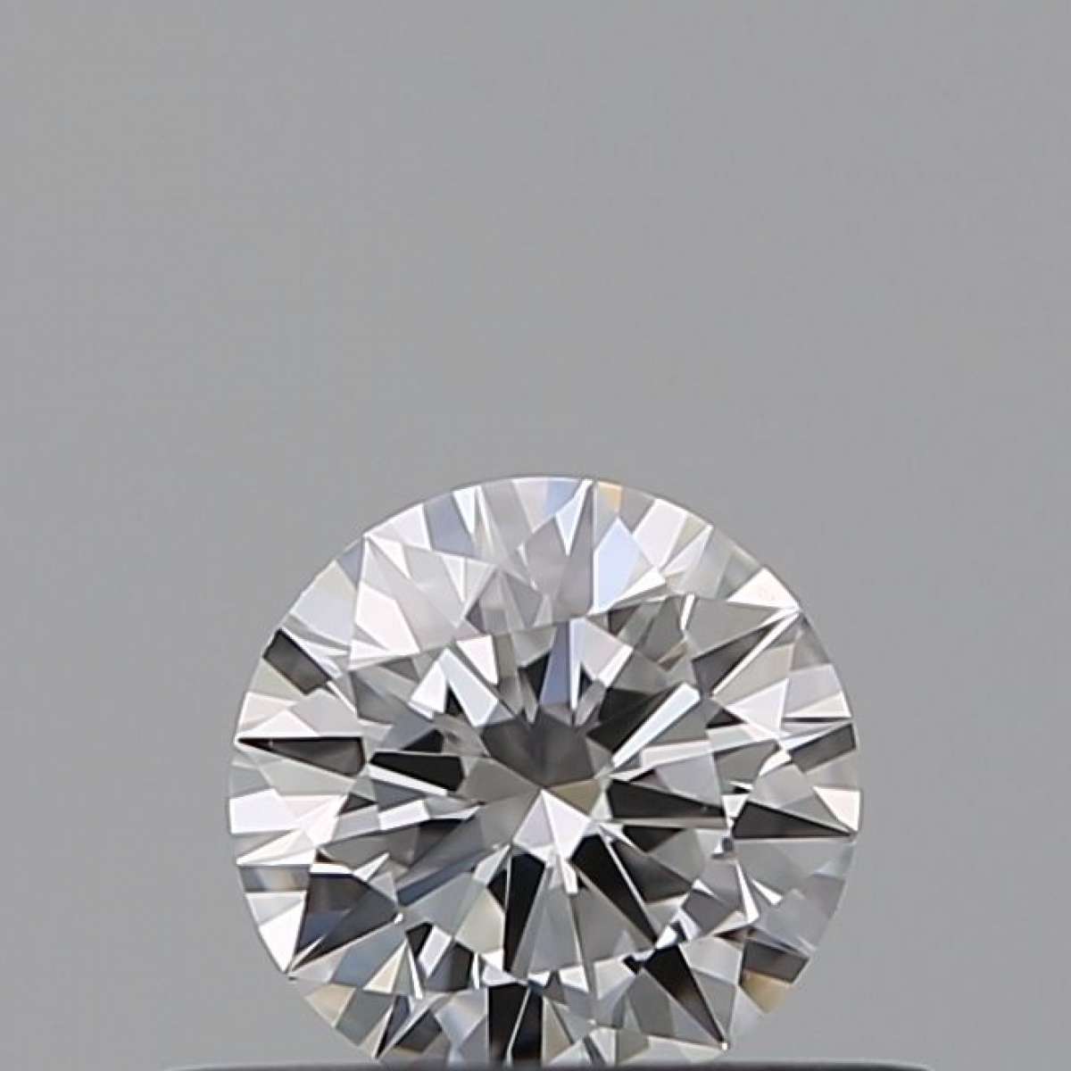 Certified Diamond GIA Carats 0.32 Color E Clarity VS2 EX EX EX Fluorescence NON Brown No Green No Milky No EyeClean 100% Certified Diamond GIA Carats 0.32 Color E Clarity VS2 EX EX EX Fluorescence NON Brown No Green No Milky No EyeClean 100%