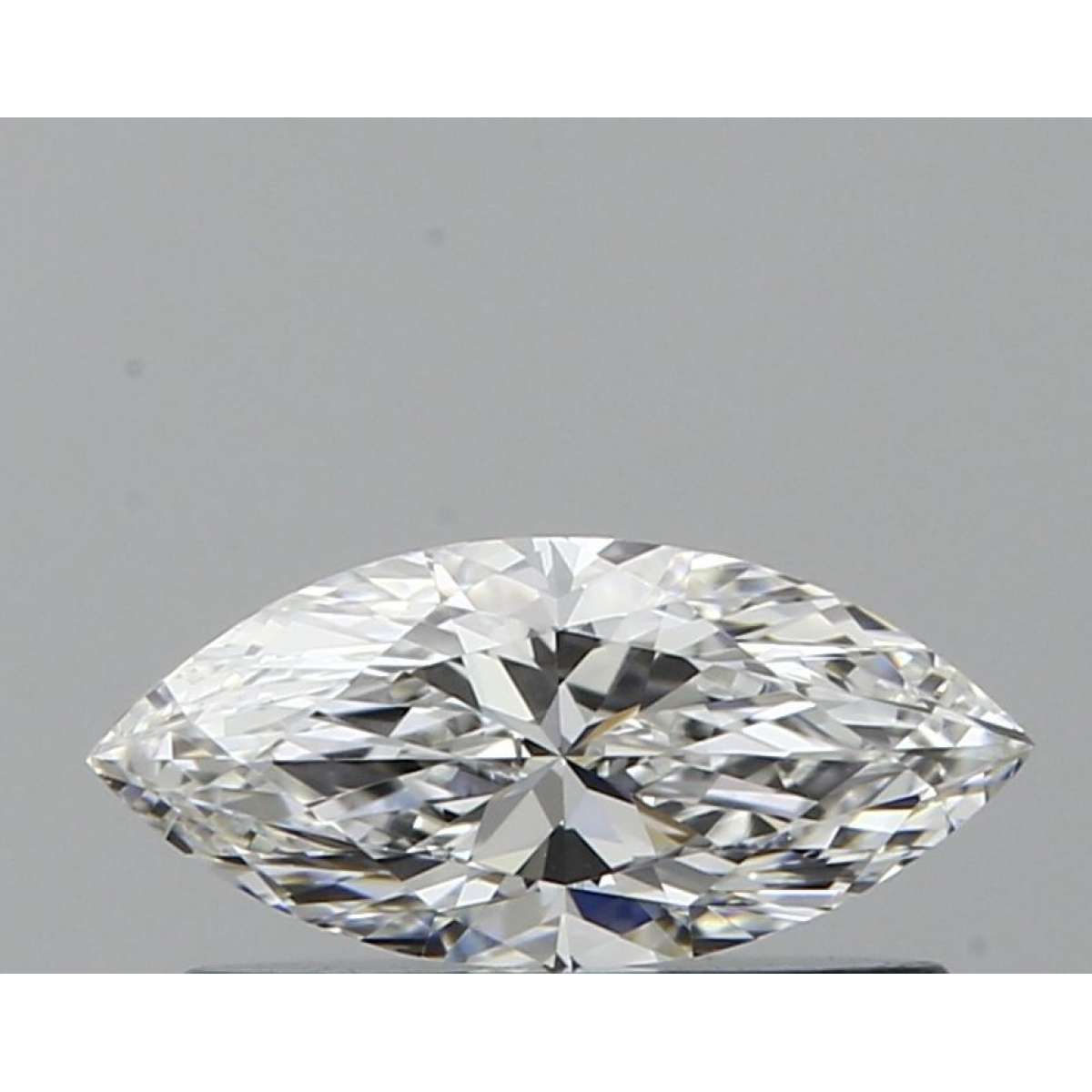 Diamante Certificato GIA Carati 0.31 Colore F Purezza IF  -  EX  VG Fluorescenza NON Brown No Green No Milky No EyeClean 100%
