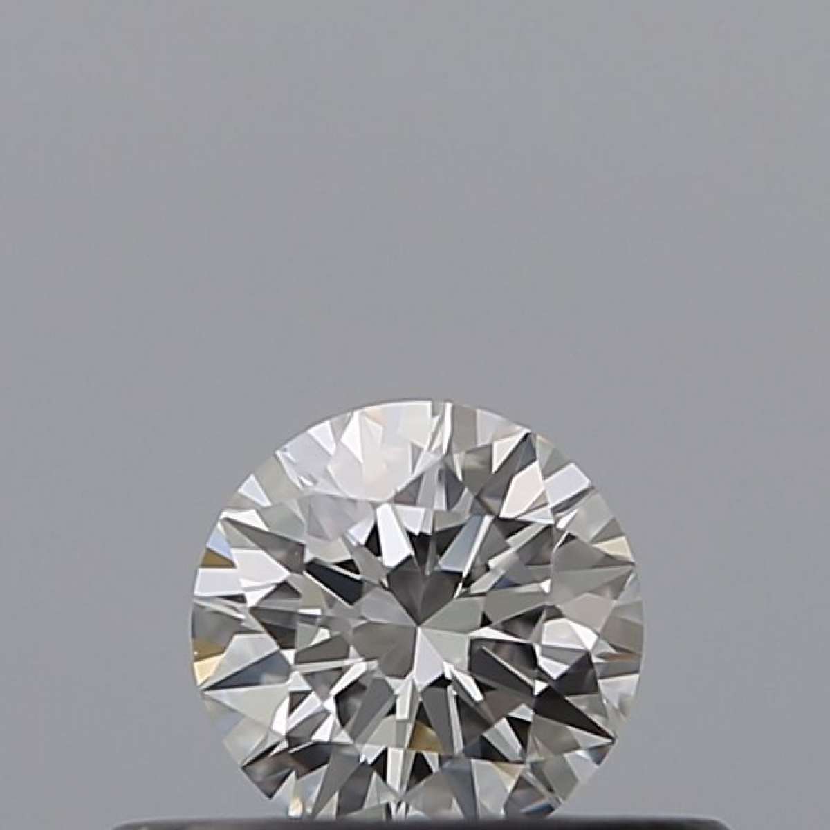 Diamante Certificato GIA Carati 0.25 Colore F Purezza IF  EX  EX  EX Fluorescenza NON Brown No Milky No EyeClean 100%