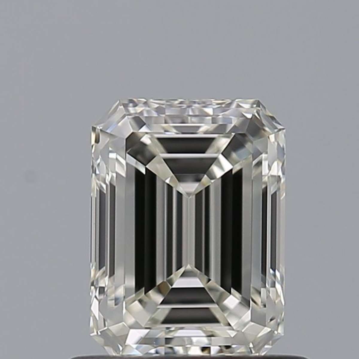 Certified Diamond IGI Carats 0.7 Color G Clarity IF - EX EX Fluorescence NON Brown No Milky No EyeClean 100% Certified Diamond IGI Carats 0.7 Color G Clarity IF - EX EX Fluorescence NON Brown No Milky No EyeClean 100%