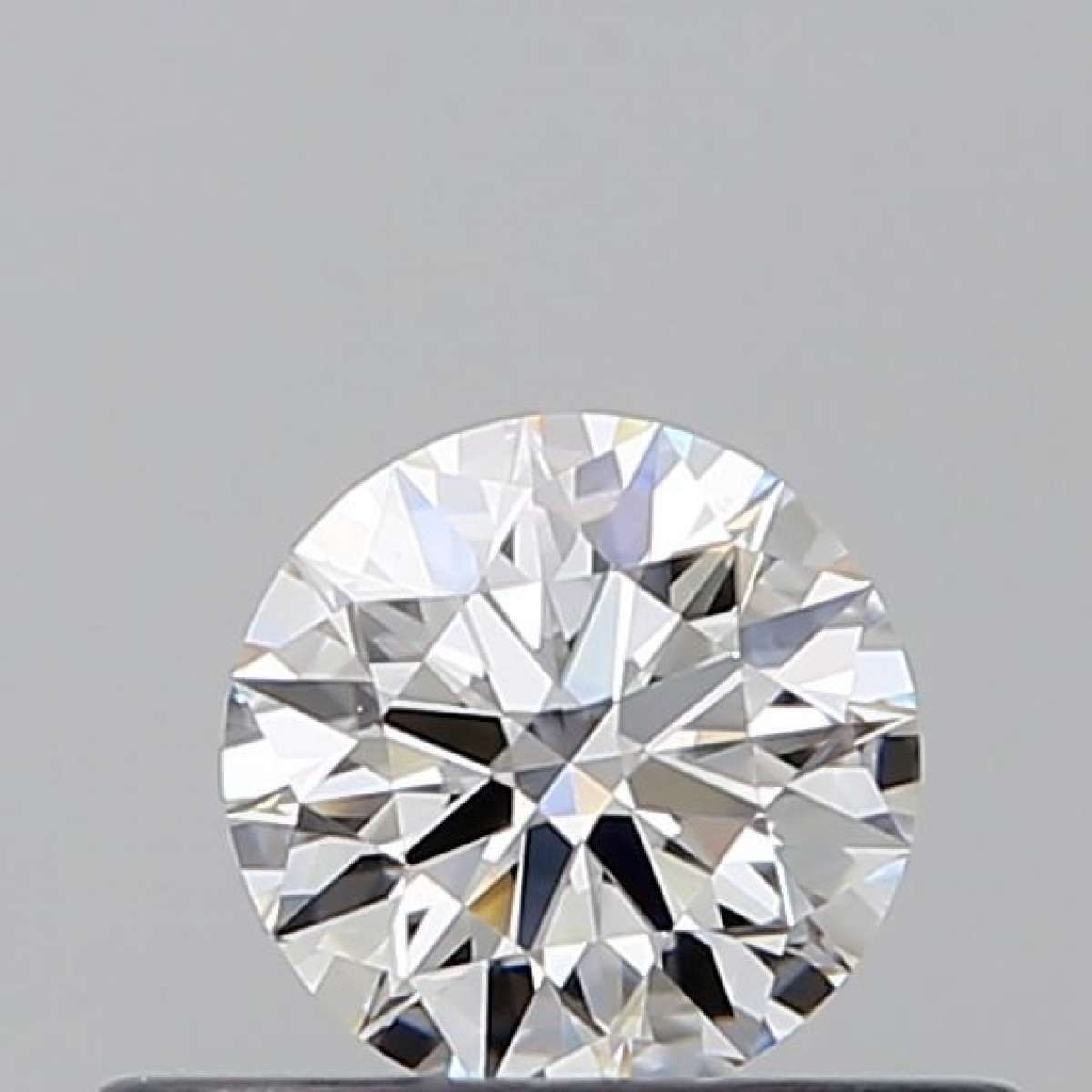 Certified Diamond GIA Carats 0.32 Color E Clarity VS1 EX EX EX Fluorescence NON Brown No Green No Milky No EyeClean 100% Certified Diamond GIA Carats 0.32 Color E Clarity VS1 EX EX EX Fluorescence NON Brown No Green No Milky No EyeClean 100%