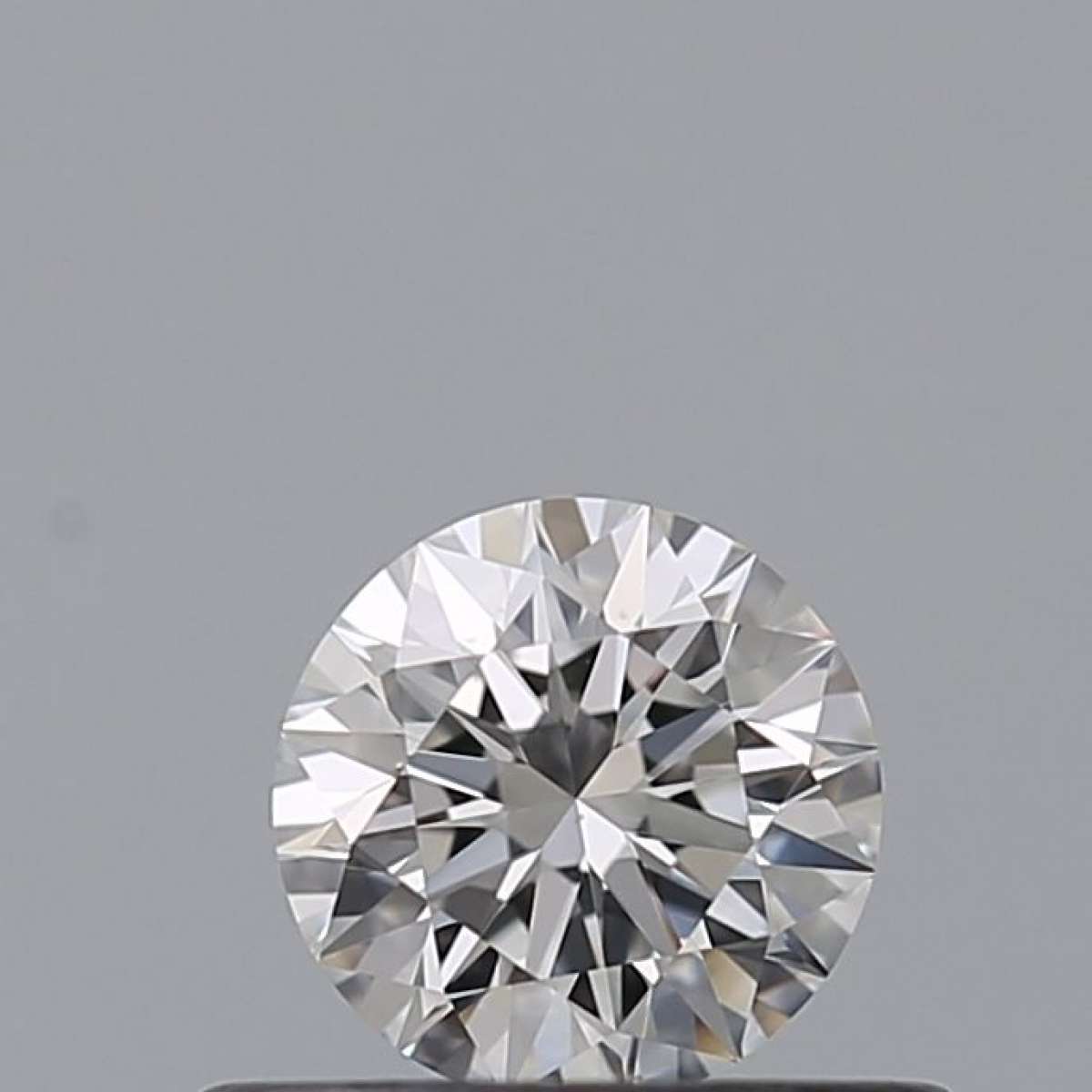 Certified Diamond GIA Carats 0.32 Color E Clarity VS2 EX EX EX Fluorescence NON Brown No Green No Milky No EyeClean 100% Certified Diamond GIA Carats 0.32 Color E Clarity VS2 EX EX EX Fluorescence NON Brown No Green No Milky No EyeClean 100%