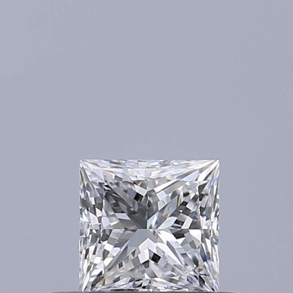 Certified Diamond GIA Carats 0.31 Color D Clarity VVS1 - EX VG Fluorescence NON Brown No Green No Milky No EyeClean 100% Certified Diamond GIA Carats 0.31 Color D Clarity VVS1 - EX VG Fluorescence NON Brown No Green No Milky No EyeClean 100%
