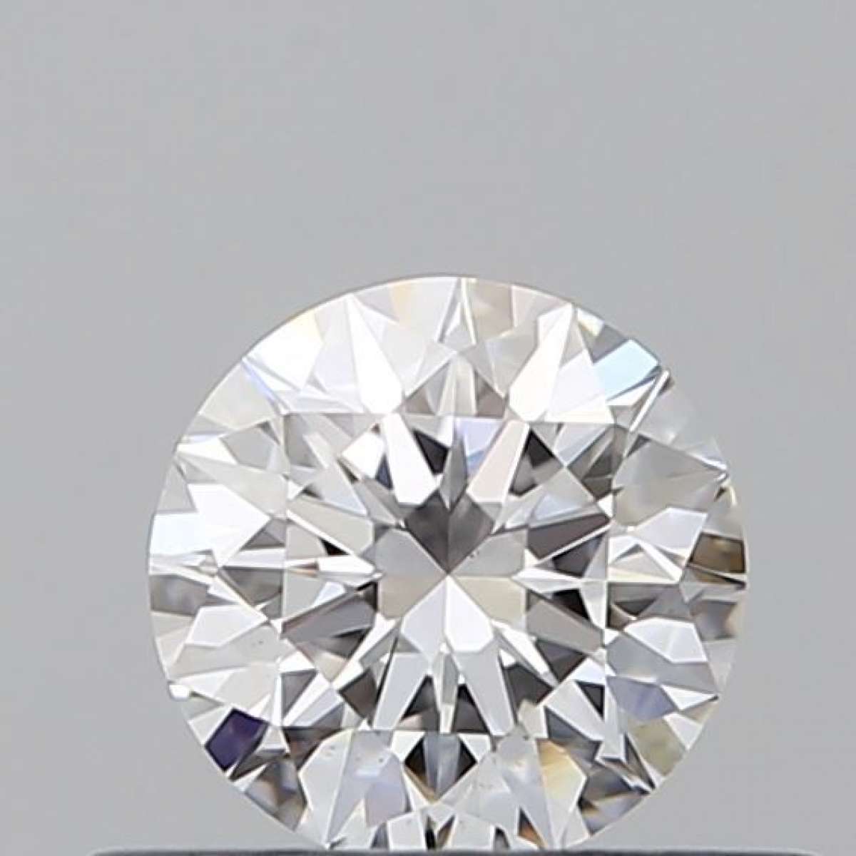 Certified Diamond GIA Carats 0.4 Color E Clarity VS2 EX EX EX Fluorescence NON Brown No Green No Milky No EyeClean 100% Certified Diamond GIA Carats 0.4 Color E Clarity VS2 EX EX EX Fluorescence NON Brown No Green No Milky No EyeClean 100%