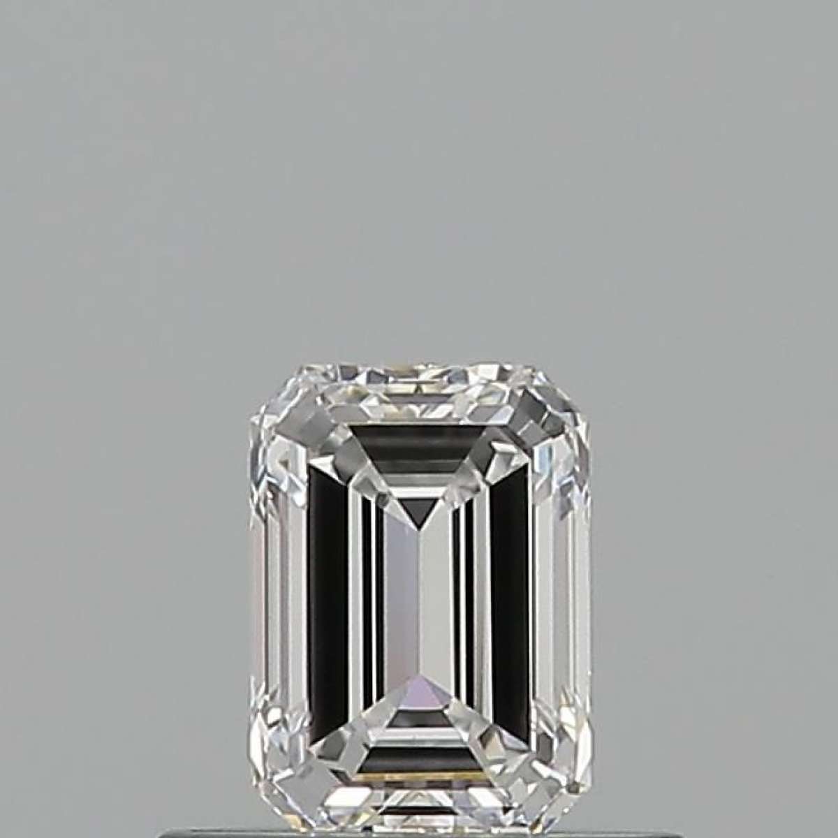 Certified Diamond GIA Carats 0.5 Color E Clarity VVS1 - VG EX Fluorescence FNT Brown No Green No Milky No EyeClean 100% Certified Diamond GIA Carats 0.5 Color E Clarity VVS1 - VG EX Fluorescence FNT Brown No Green No Milky No EyeClean 100%