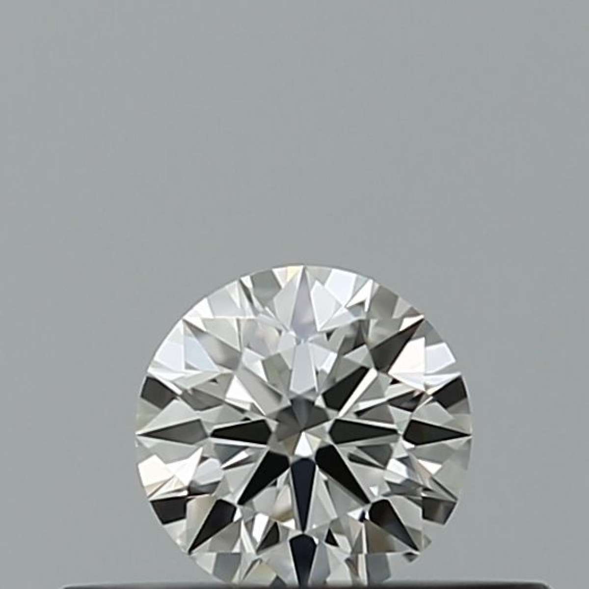 Certified Diamond IGI Carats 0.18 Color G Clarity IF EX EX EX Fluorescence NON Brown No Milky No EyeClean 100% Certified Diamond IGI Carats 0.18 Color G Clarity IF EX EX EX Fluorescence NON Brown No Milky No EyeClean 100%