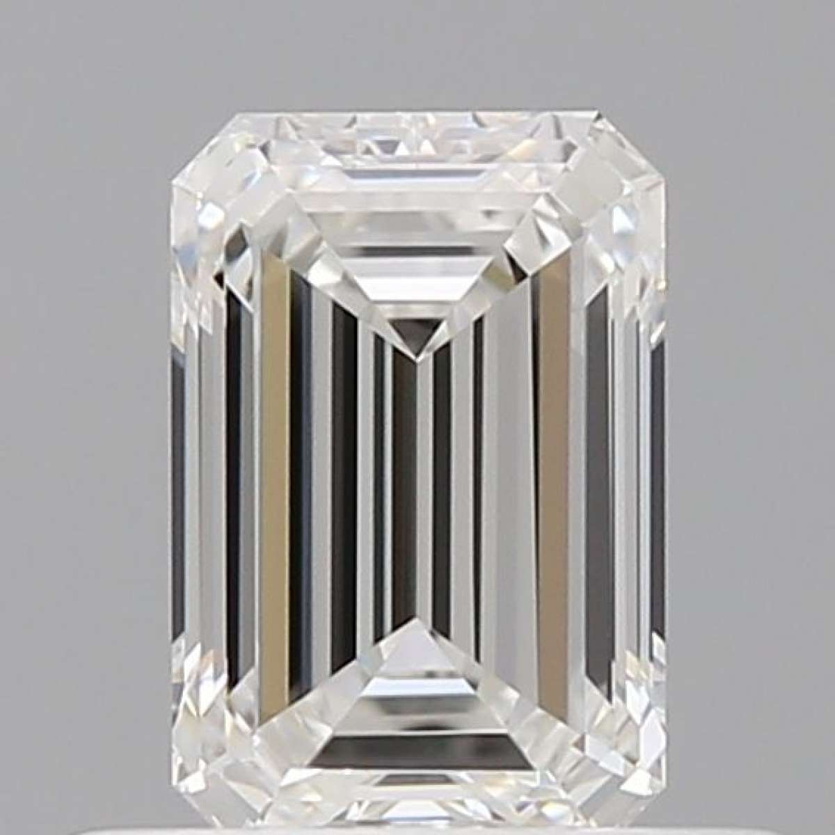 Certified Diamond GIA Carats 0.5 Color F Clarity VVS1 - VG VG Fluorescence FNT Brown No Green No Milky No EyeClean 100% Certified Diamond GIA Carats 0.5 Color F Clarity VVS1 - VG VG Fluorescence FNT Brown No Green No Milky No EyeClean 100%